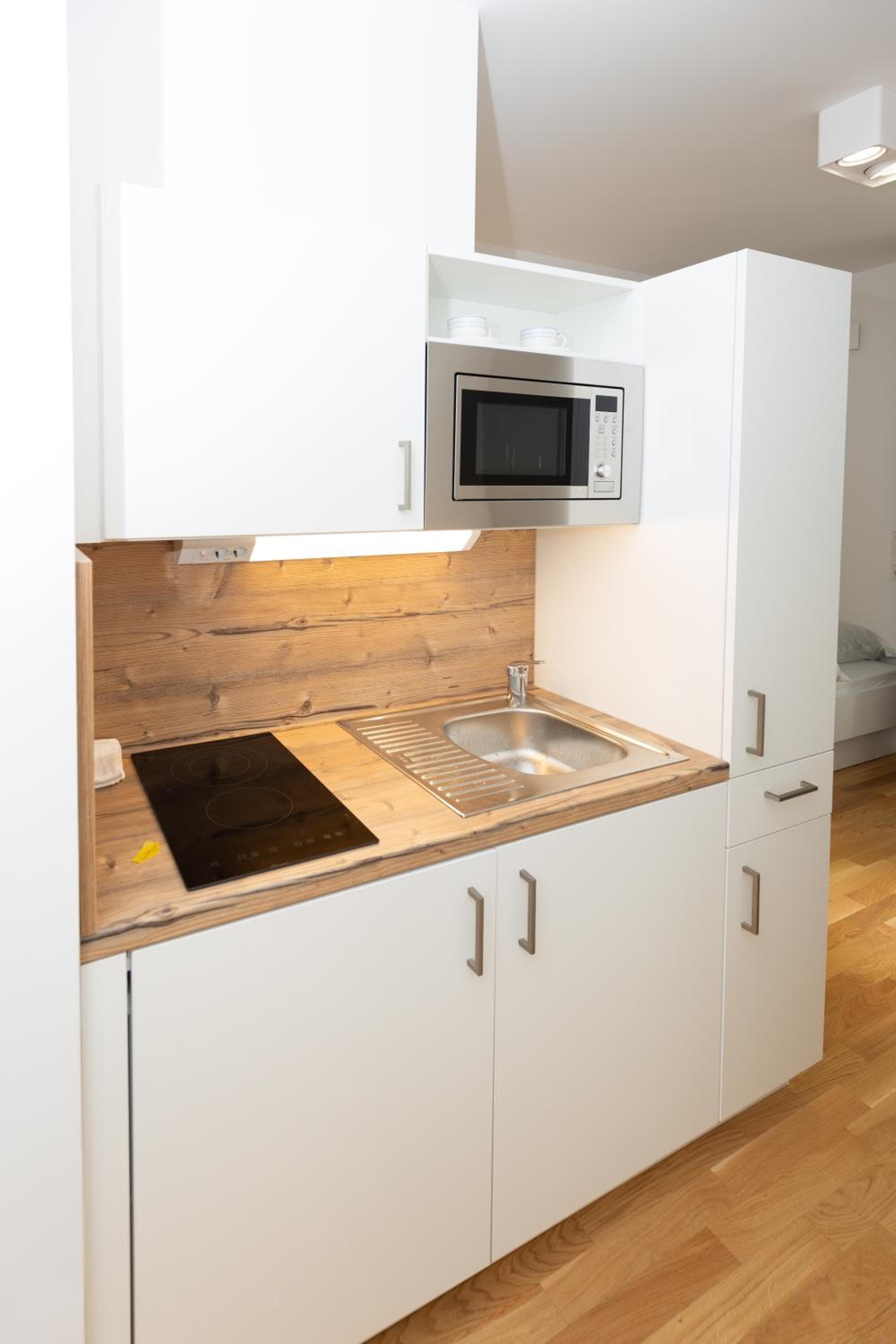 My room serviced apartment-Messe, Munich, photo 4