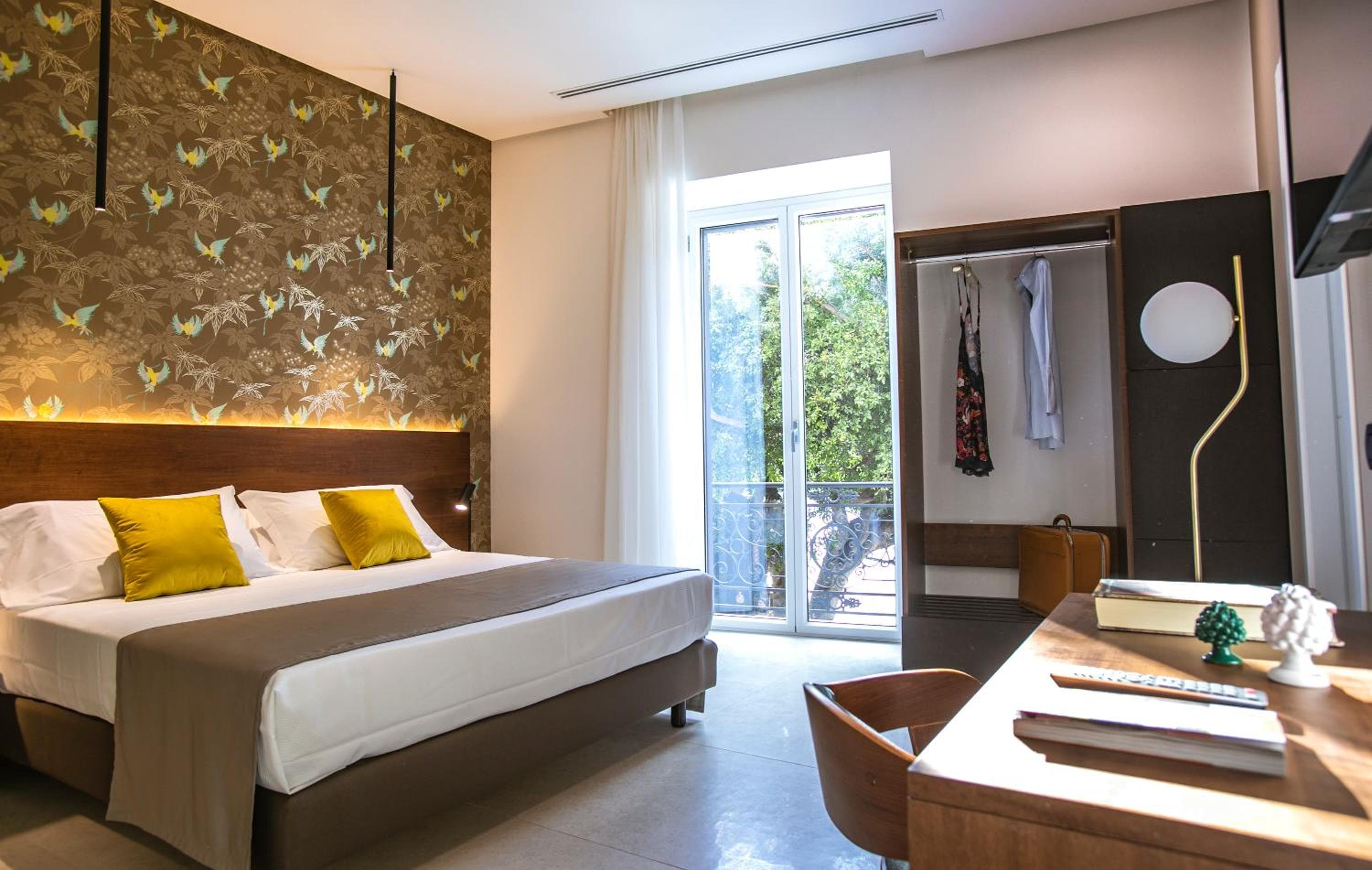 Palazzo Sovrana Serviced Luxury Apartments, Palermo, photo 4