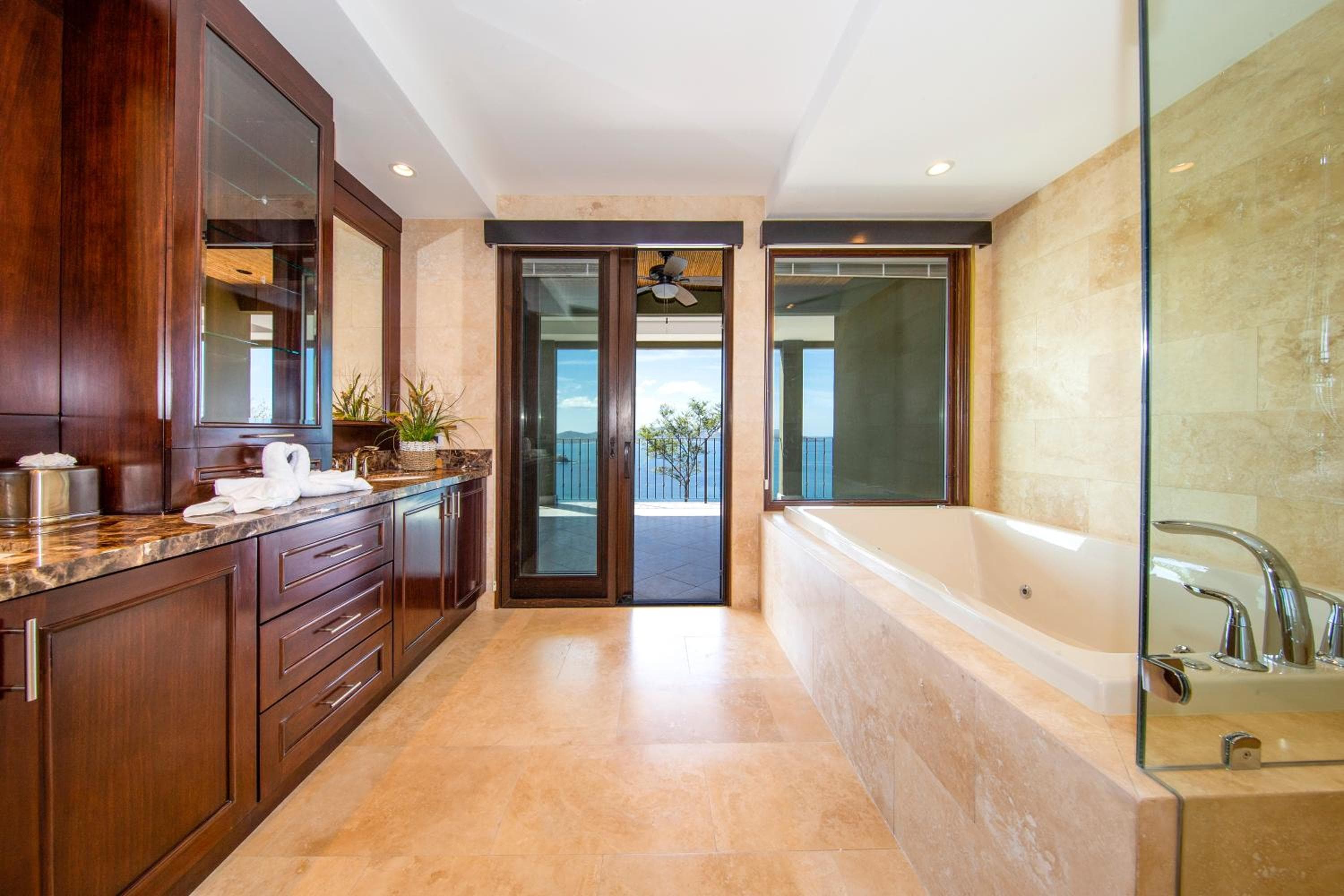 360 Splendor Del Pacifico Residences, Playa Flamingo, photo 4