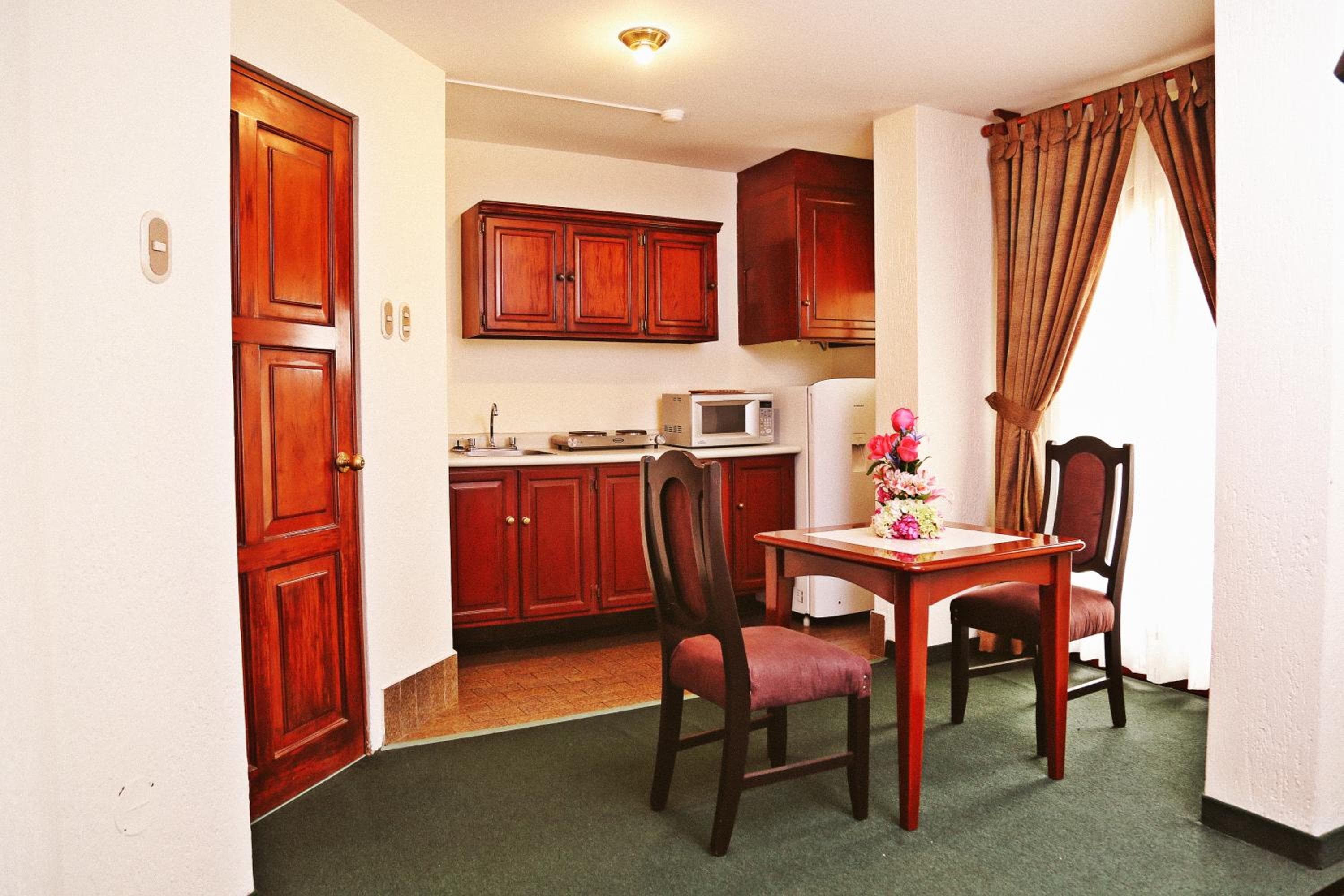 Apart Hotel Caminos del Inca, Lima, photo 5