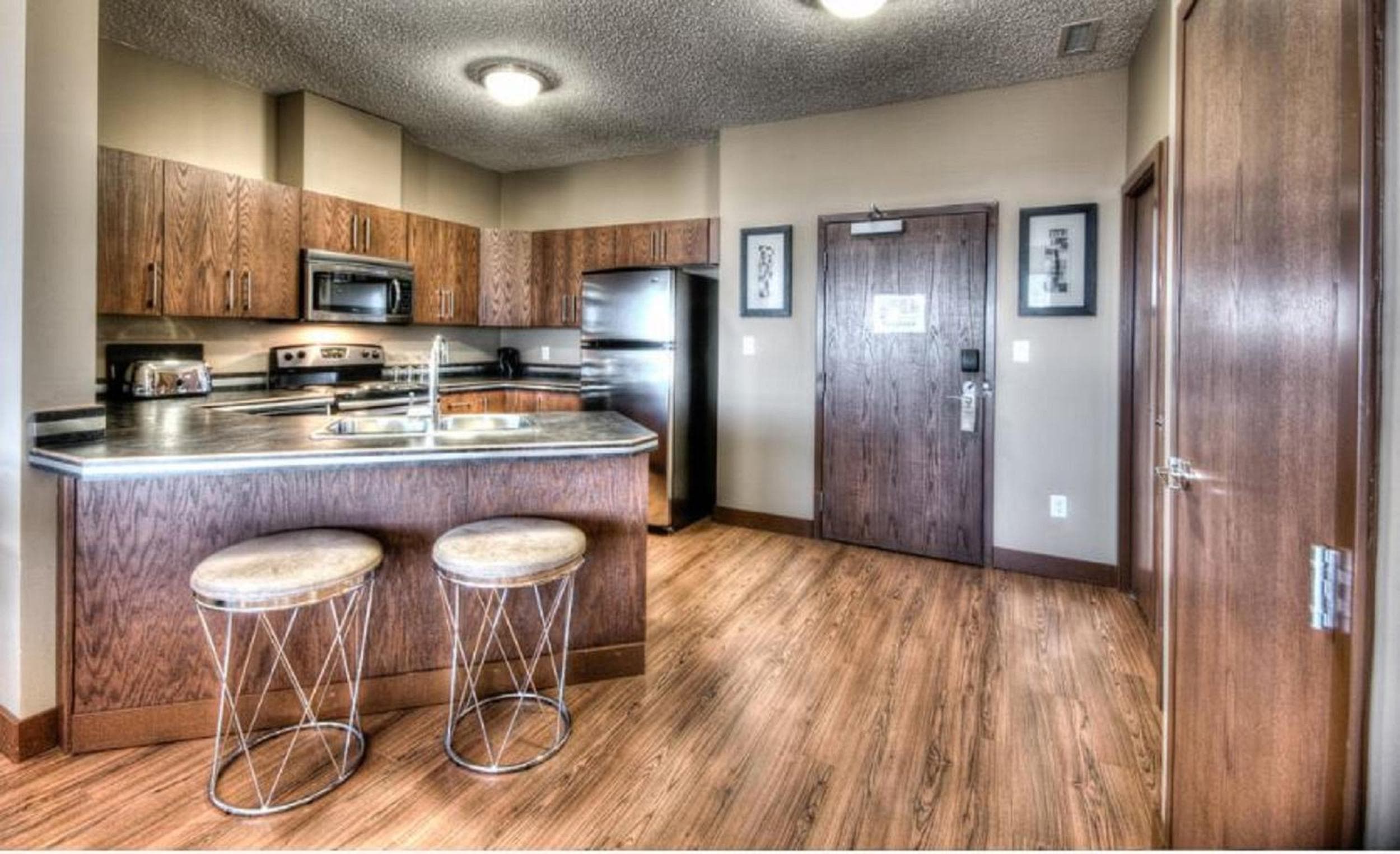 Grand Inn & Residence- Grande Prairie, Grande Prairie, photo 2