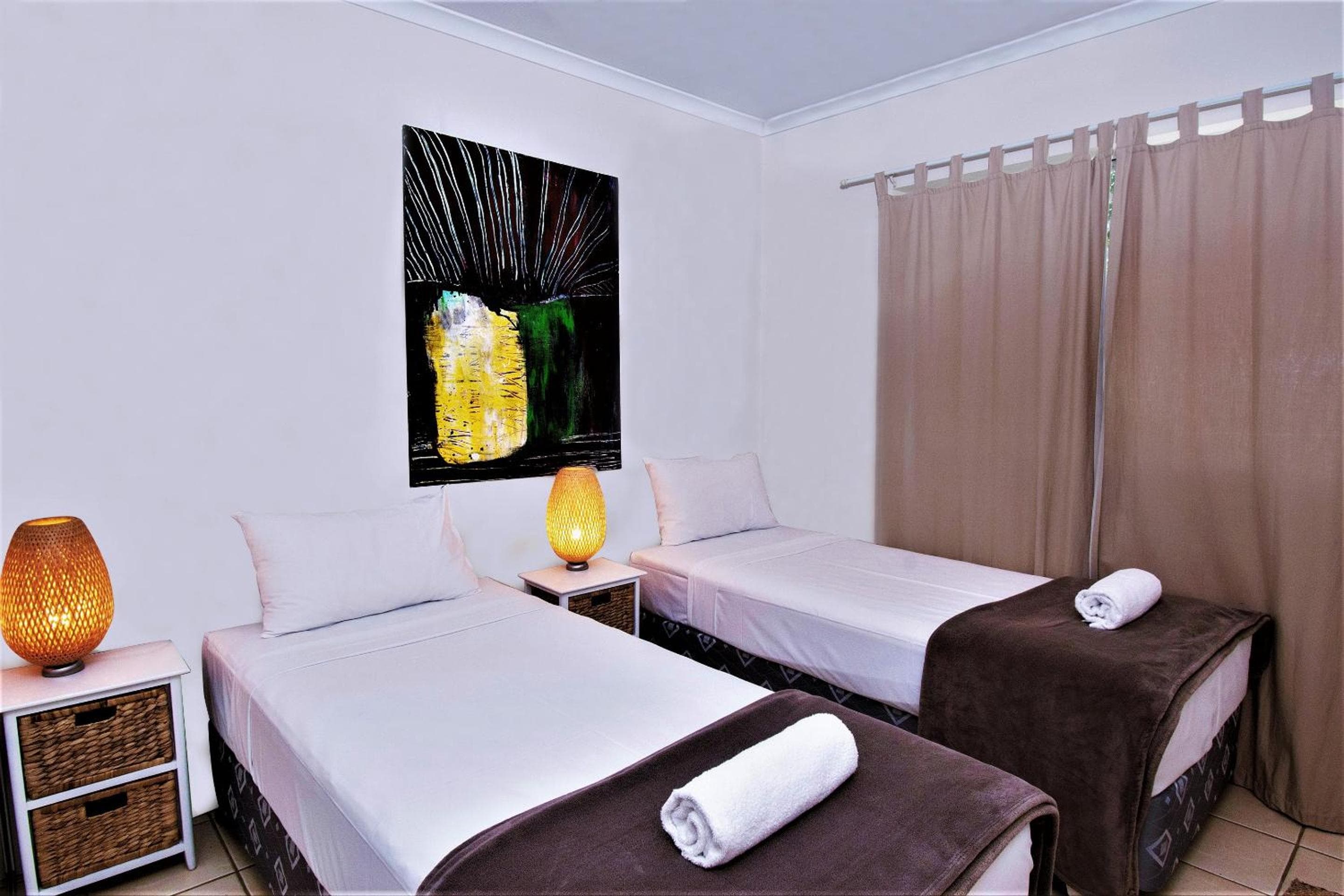 Sanctuary Lake Apartments, Gold Coast, photo 5