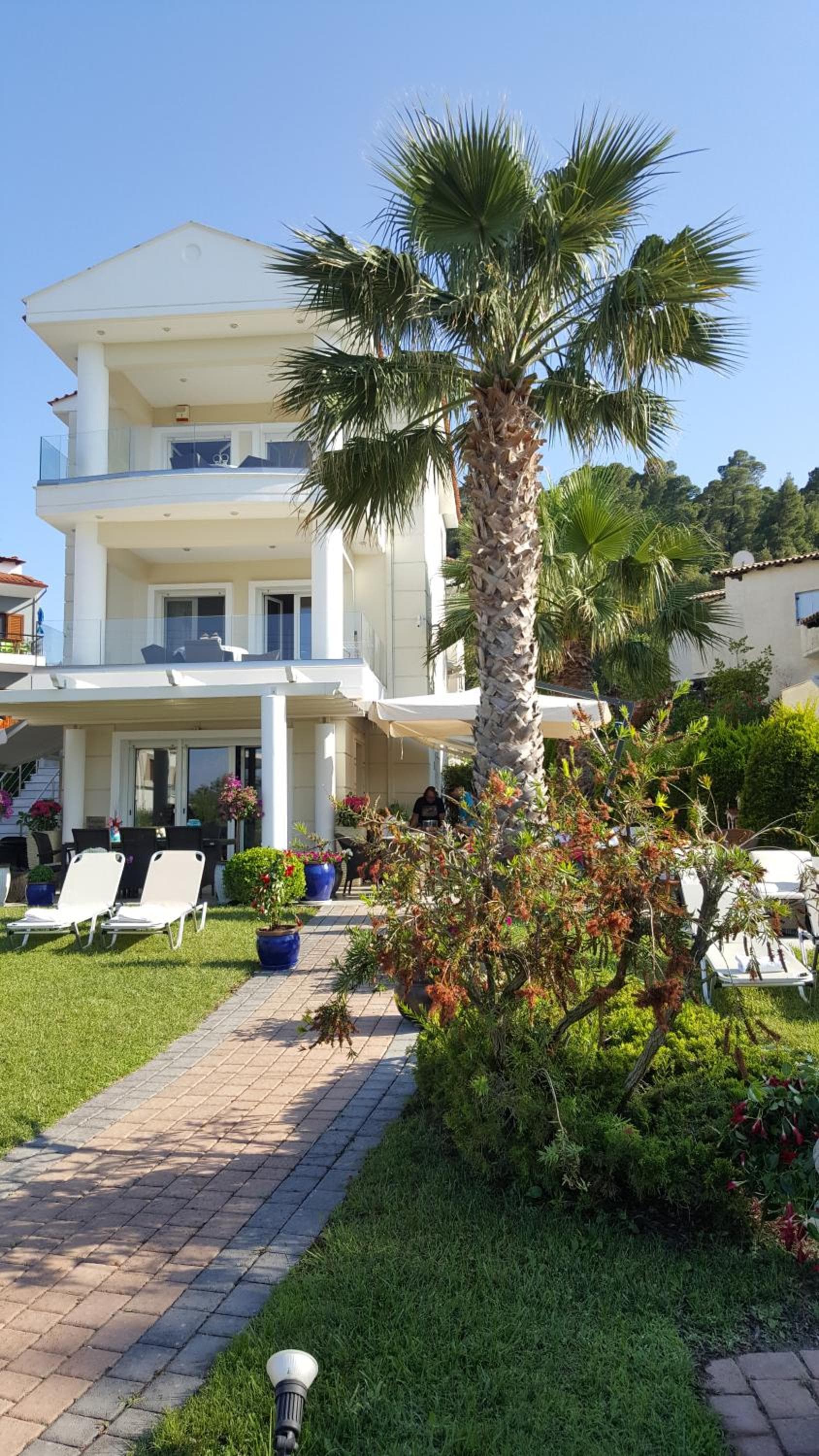SUN RESIDENCE Exclusive Seaside Suites, Polykhrono