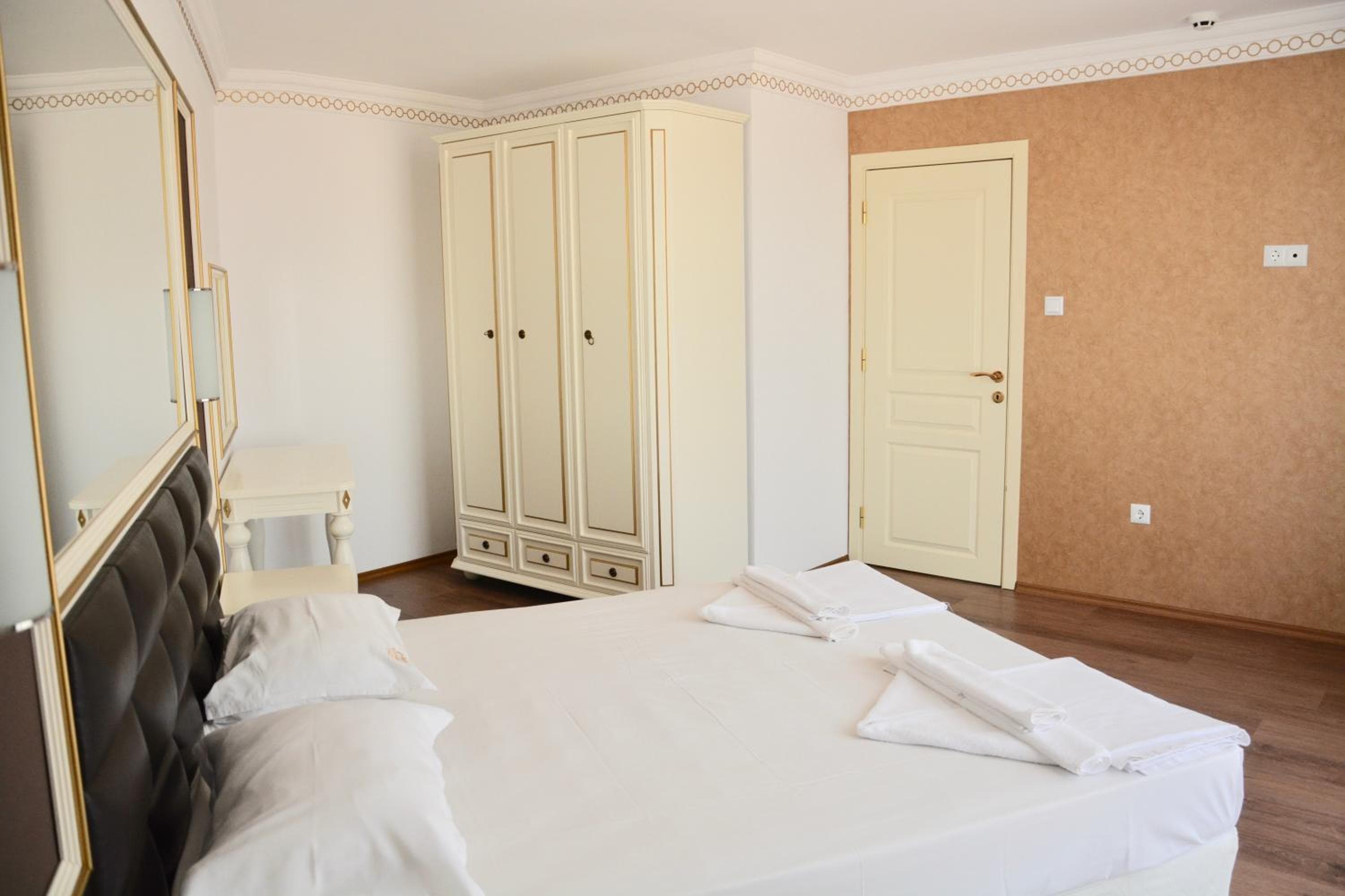 Golden Rainbow Beach Hotel, Sunny Beach, photo 5