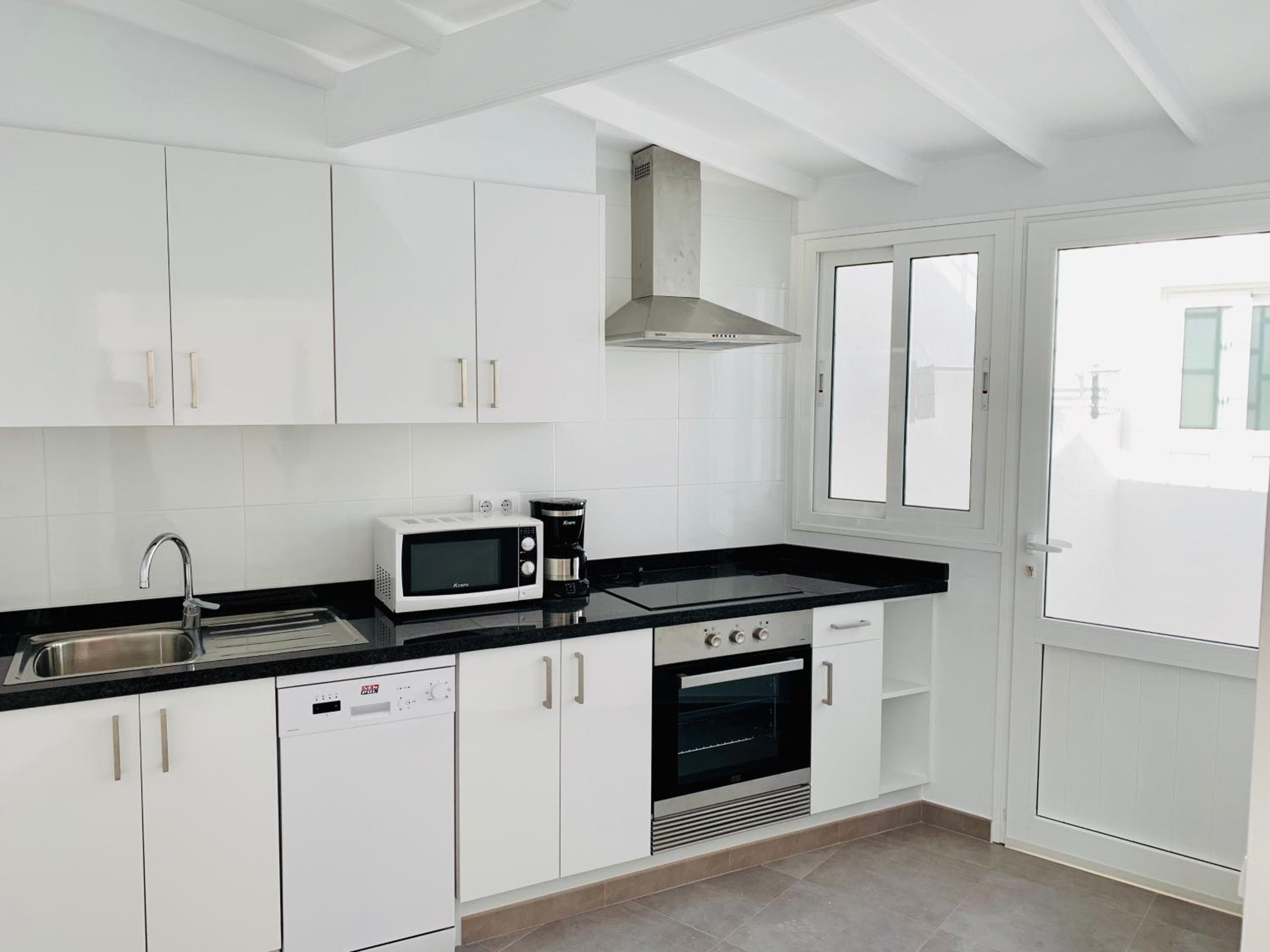 Apartamentos Zalabar, Tías, photo 5