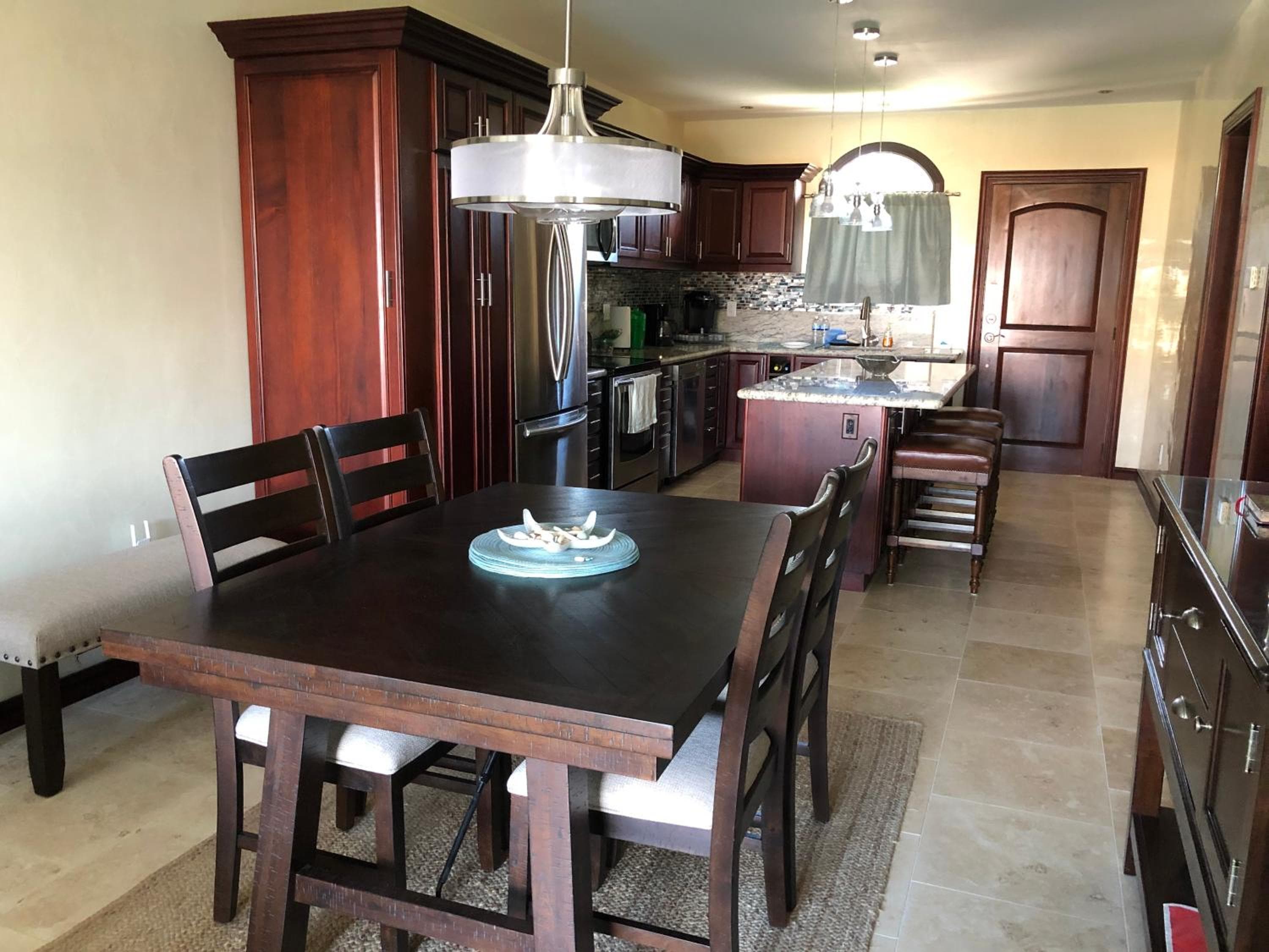 The Meridian at Lighthouse Point, West Bay, photo 6