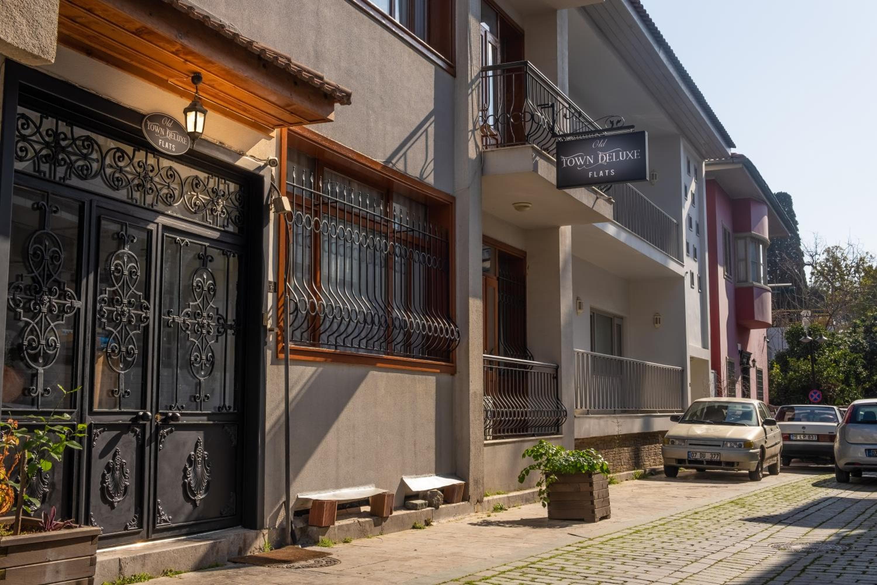 Old Town Deluxe Flats, Antalya