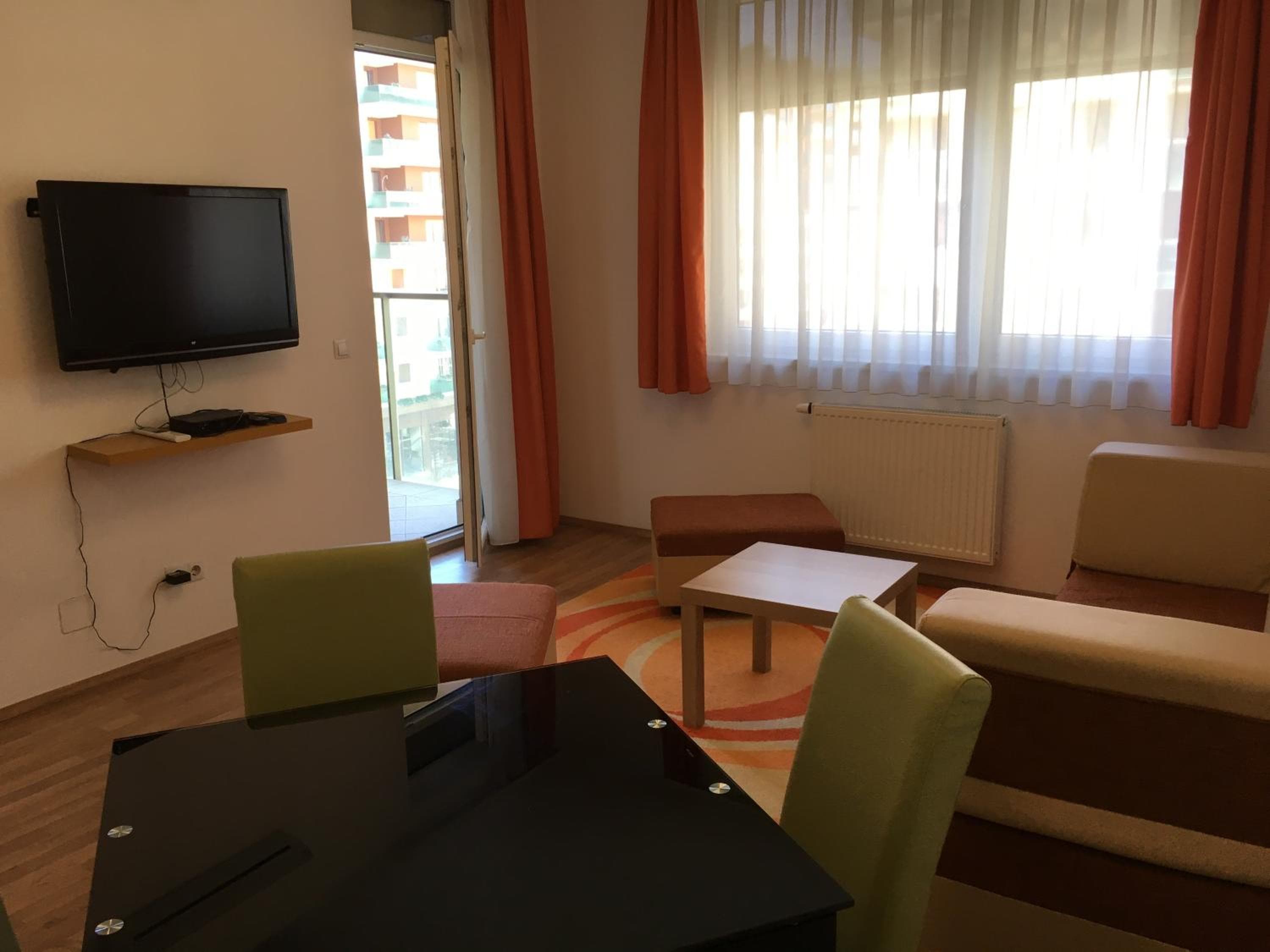 Corvin Residence Apartments, Budapest, photo 2