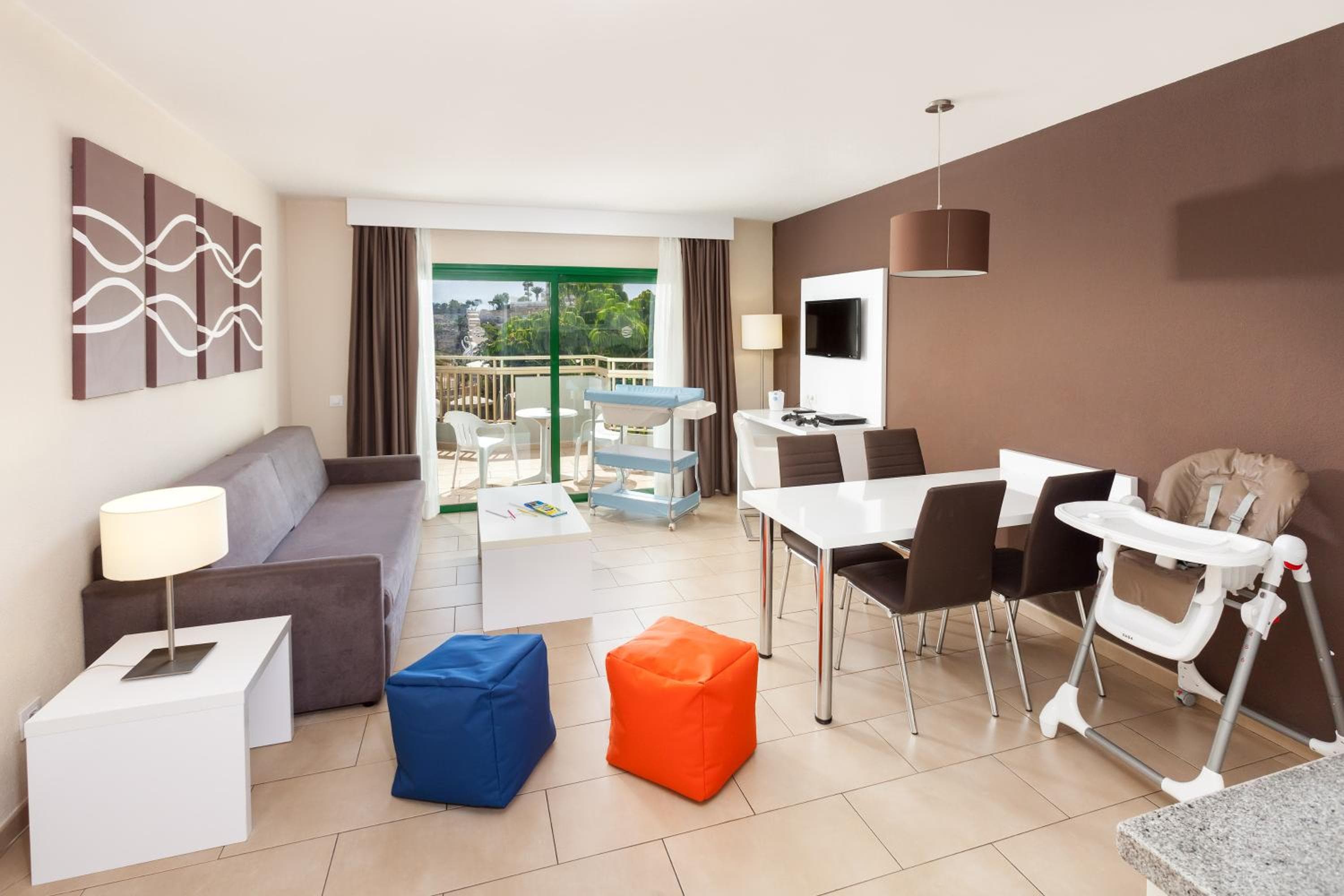 Playaolid Suites & Apartments, Adeje, photo 2