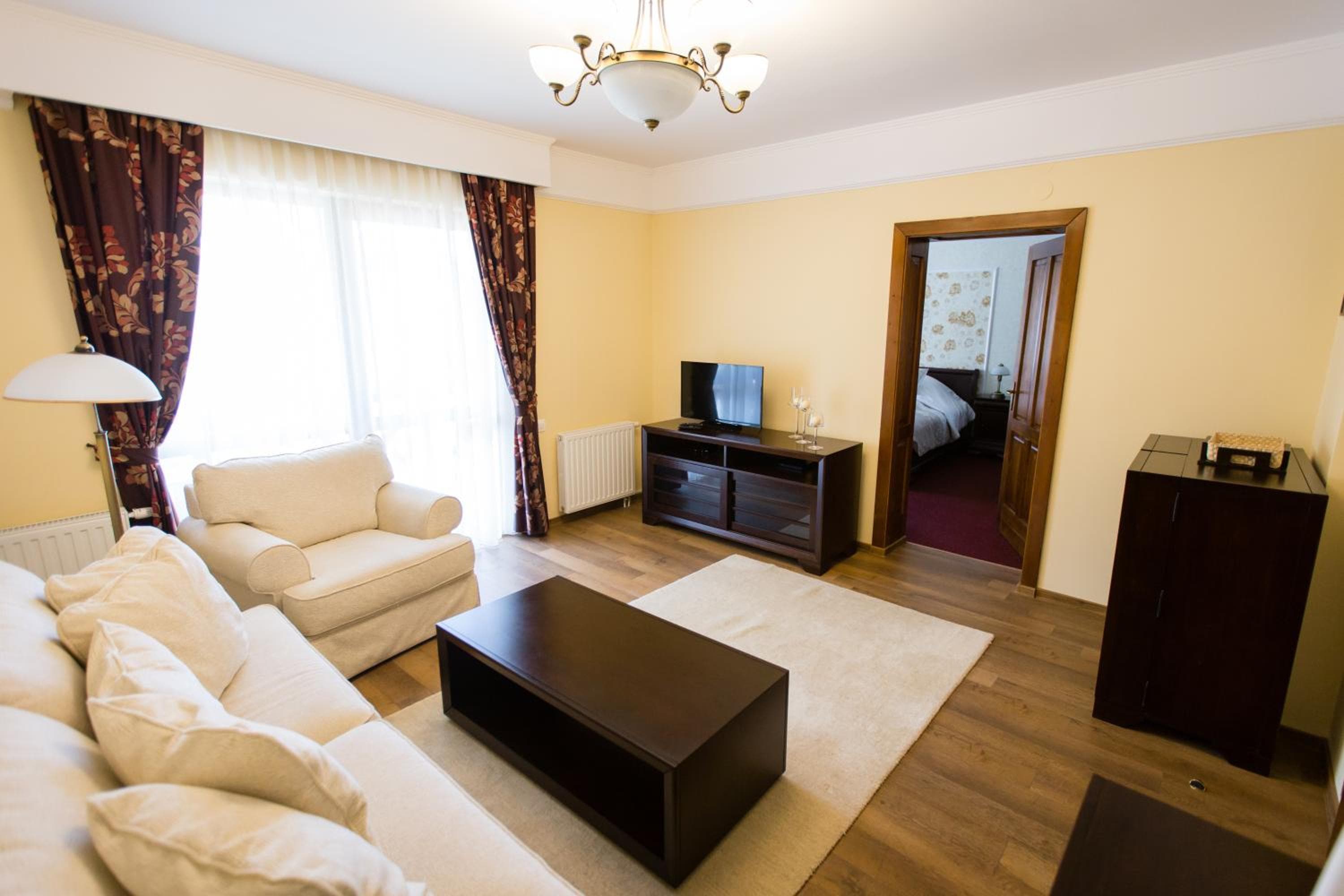Vila Anna, Malnaş Băi, photo 2