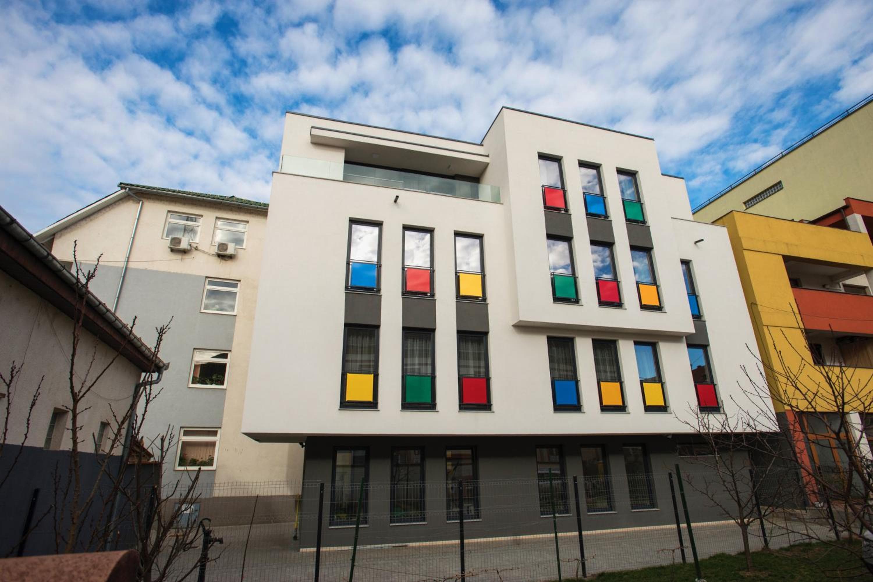 Lira Holiday Apartments, Satu Mare