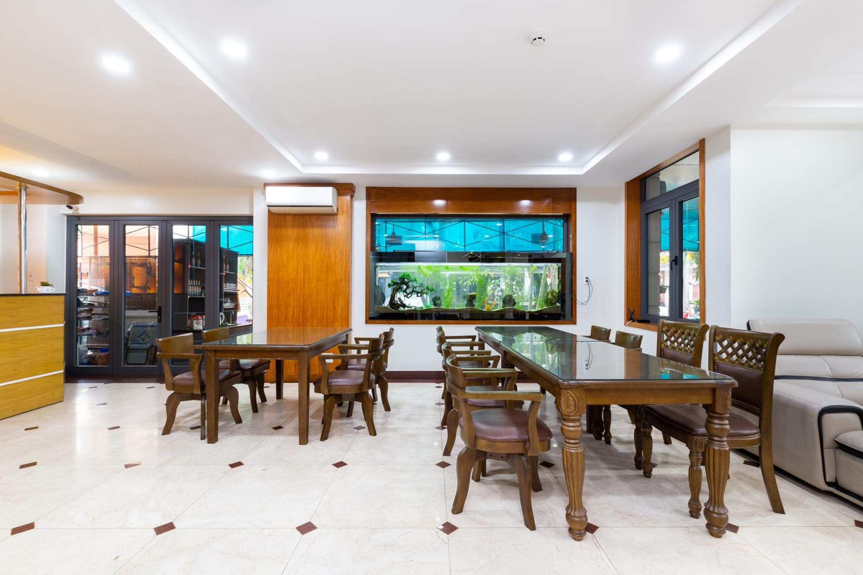 Sunny Hotel and Apartment, Ho Chi Minh City, photo 6