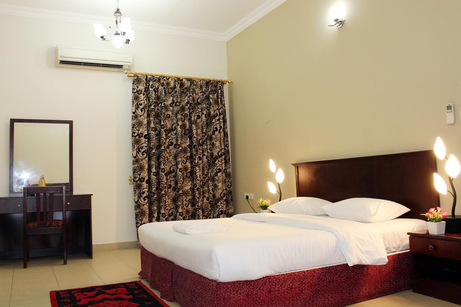 Sahara Hotel Apartments, Muscat, photo 6