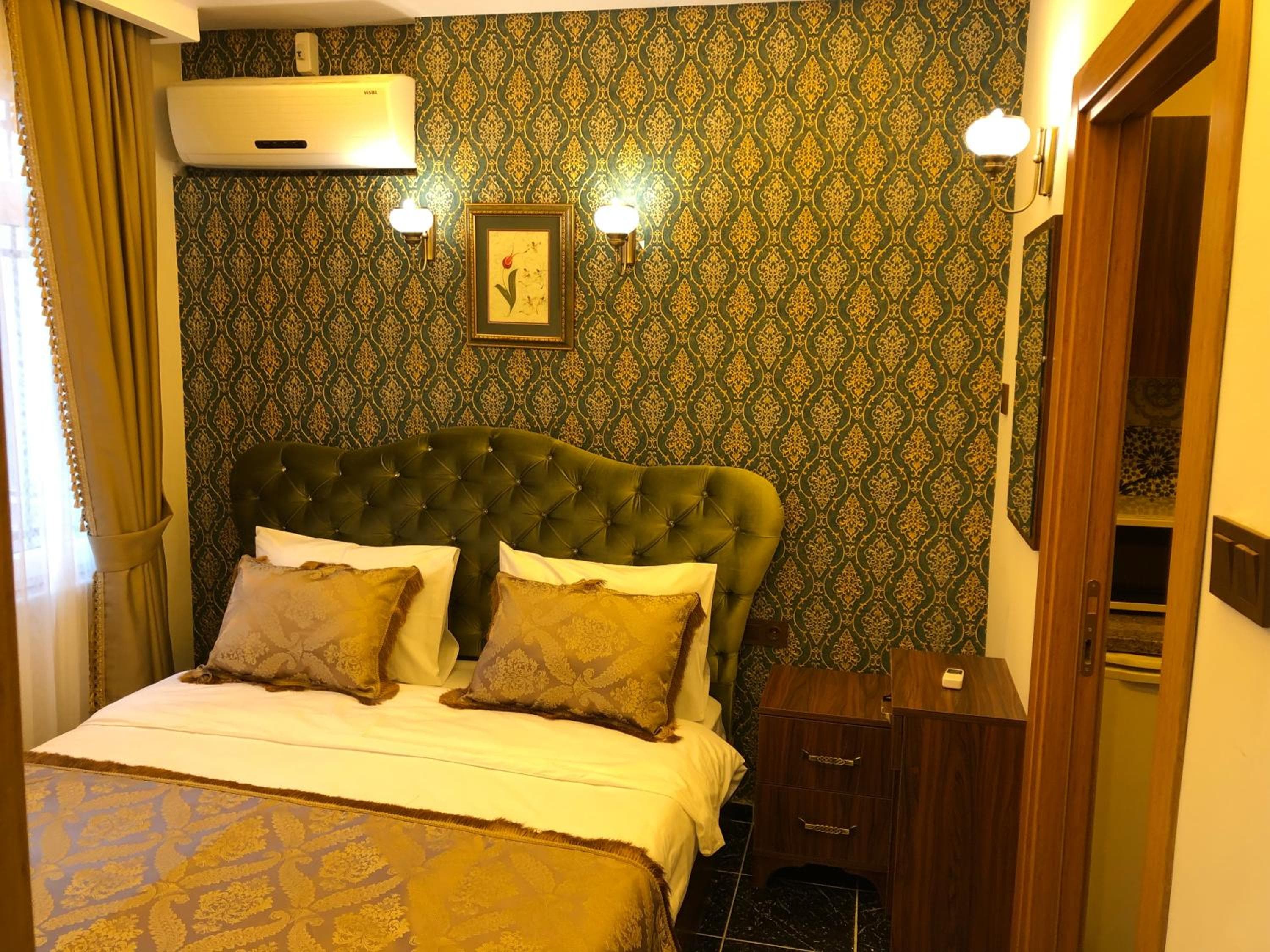 Rose Mansion by Otantik Suites, Istanbul, photo 5