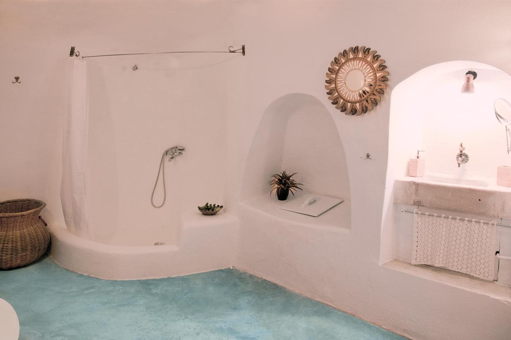 Zoe Aegeas Traditional houses, Oia, photo 5