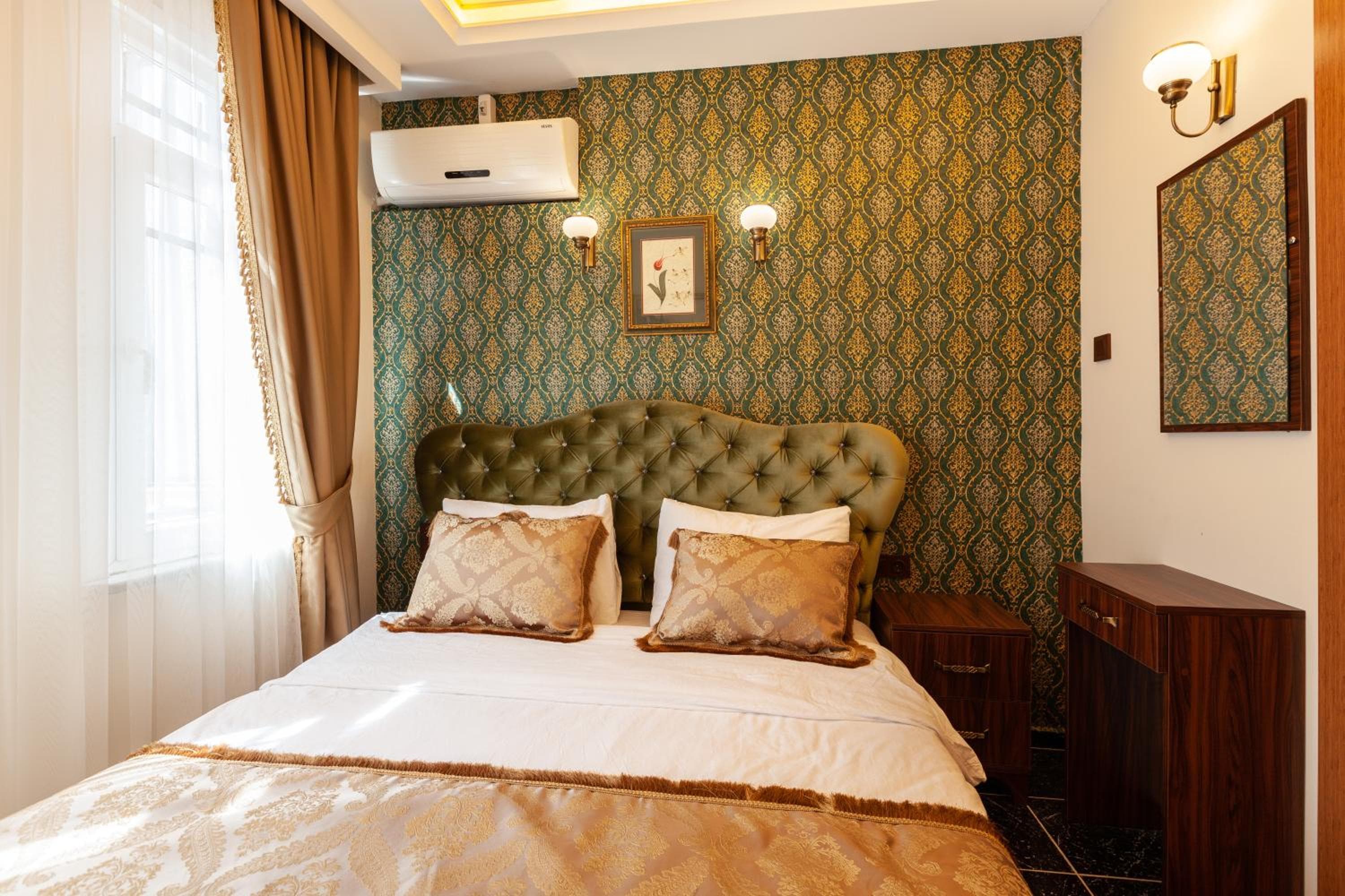 Rose Mansion by Otantik Suites, Istanbul, photo 4