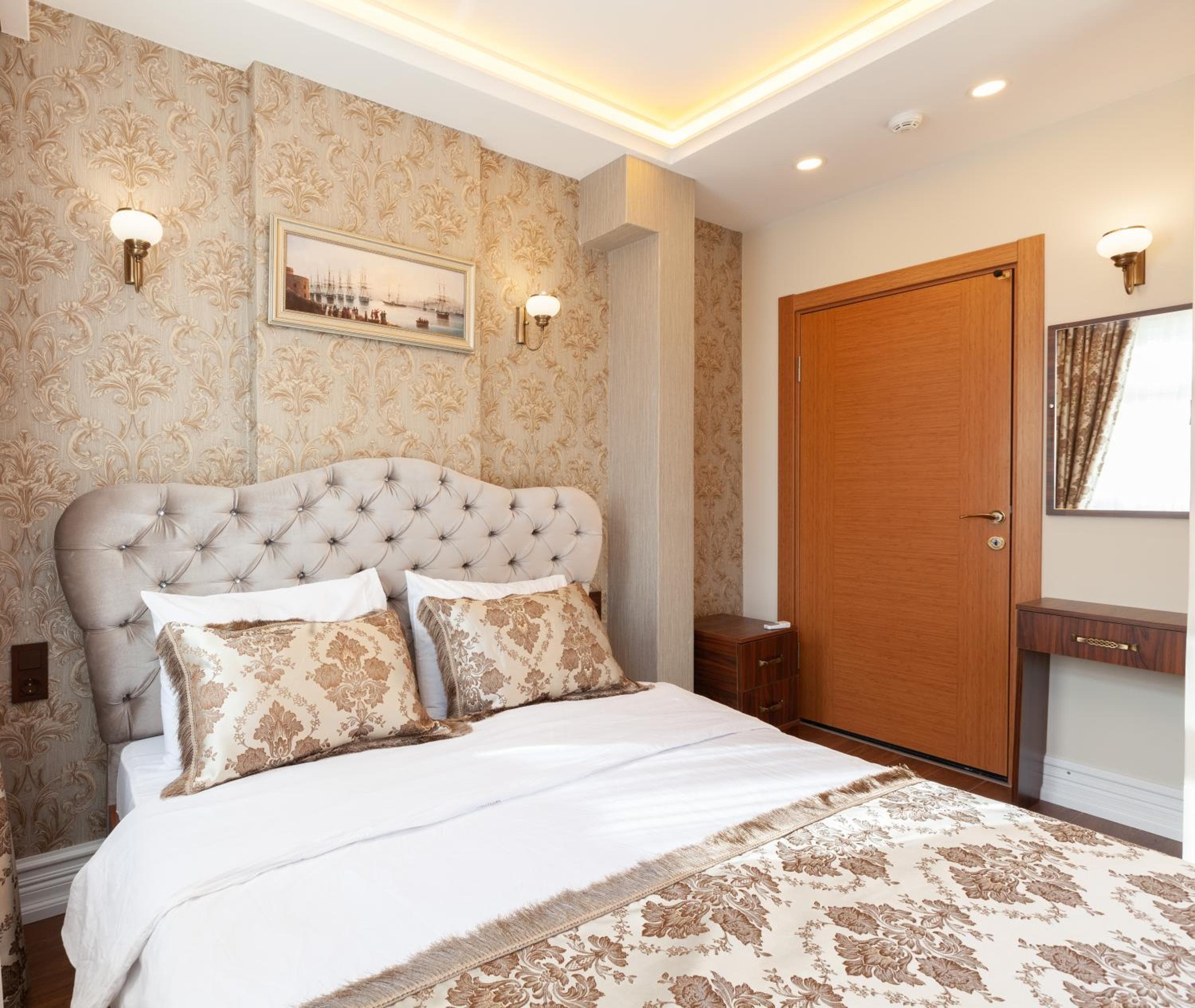 Rose Mansion by Otantik Suites, Istanbul, photo 2