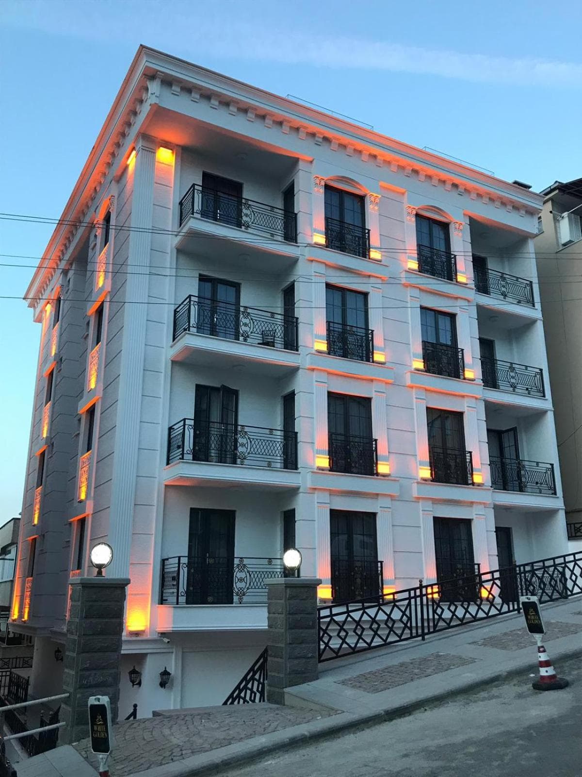 White Golden Suite Hotel, Trabzon