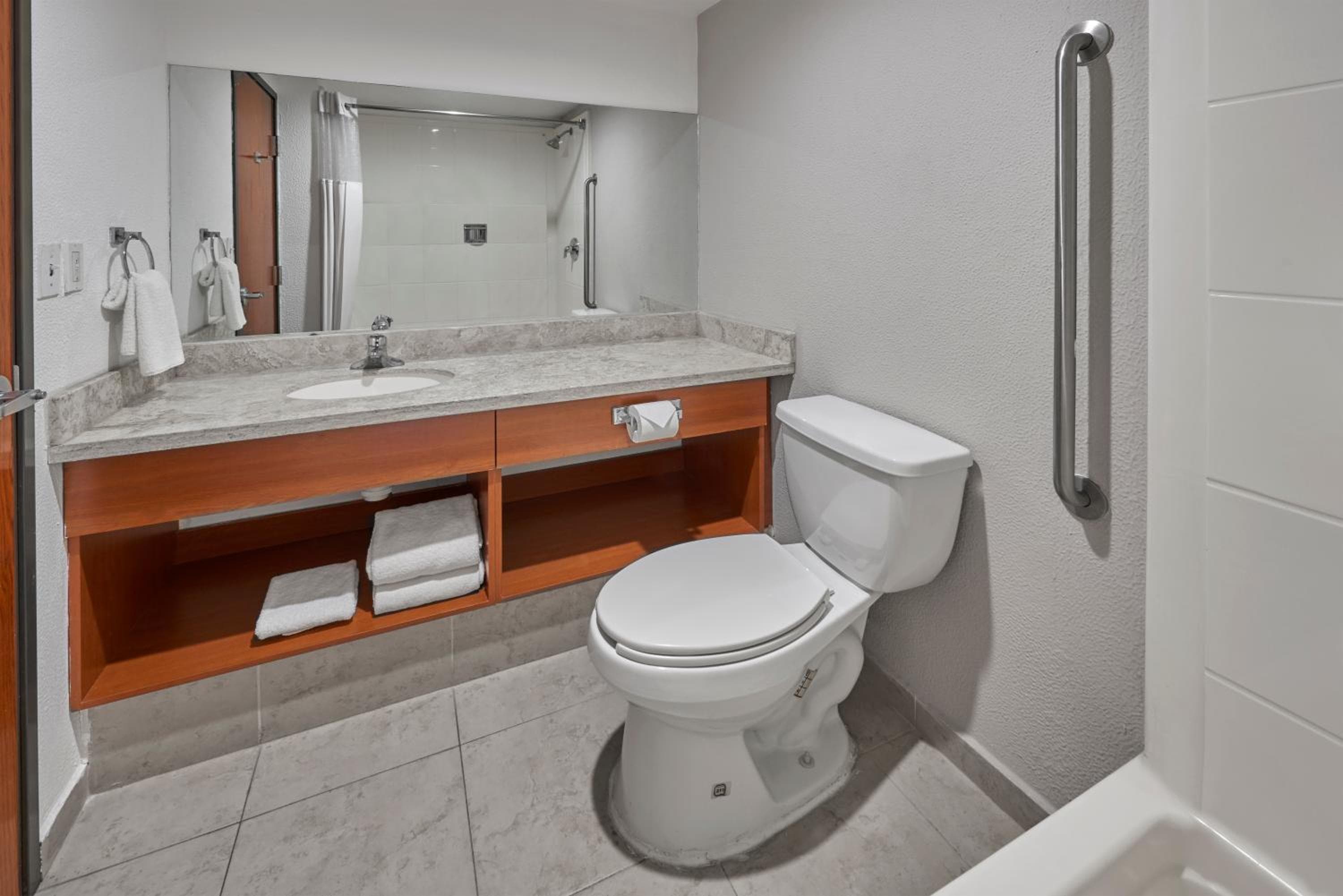 Extended Suites Monterrey Aeropuerto, Monterrey, photo 3