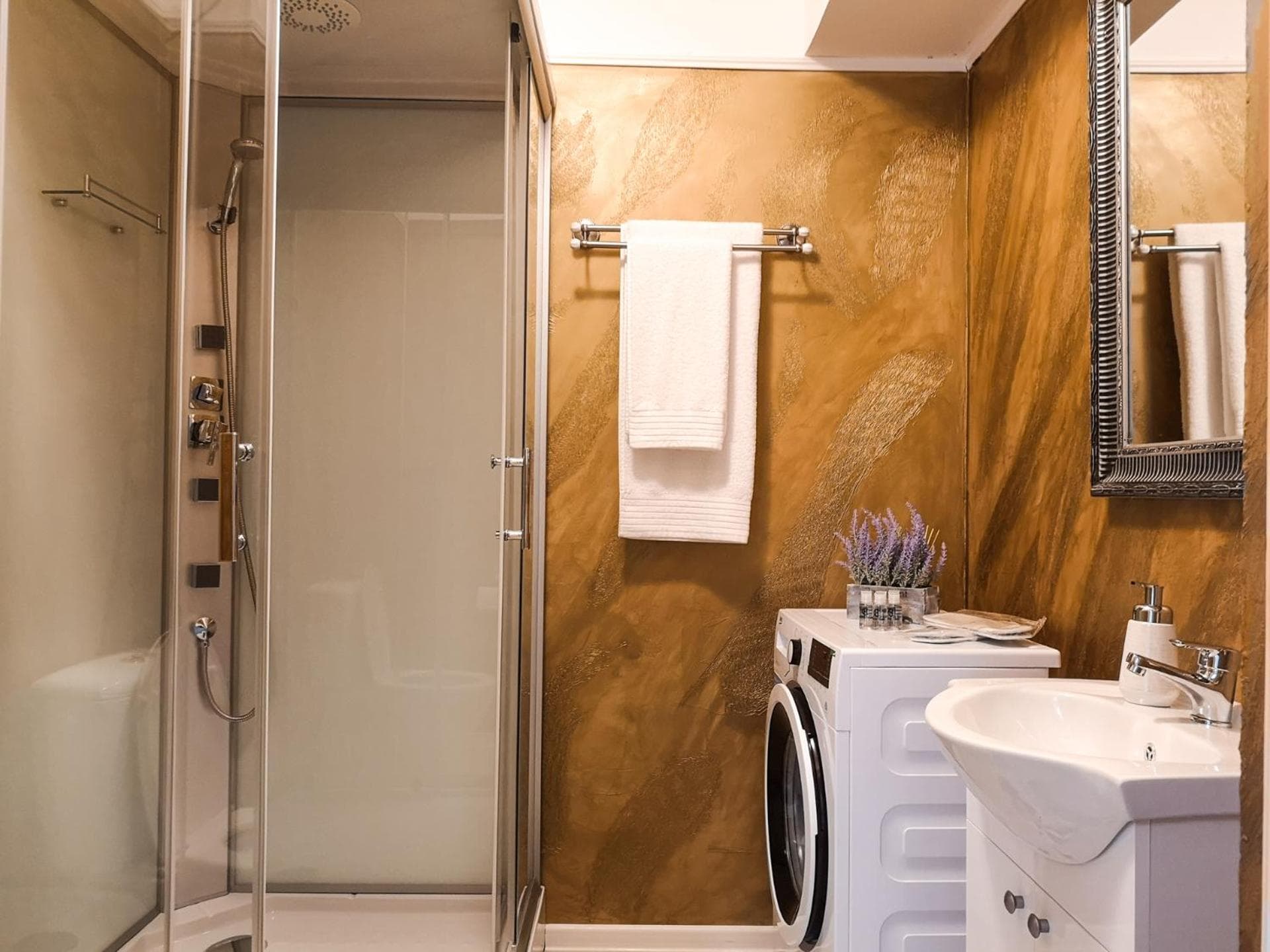 YNS Apartaments, Iaşi, photo 2