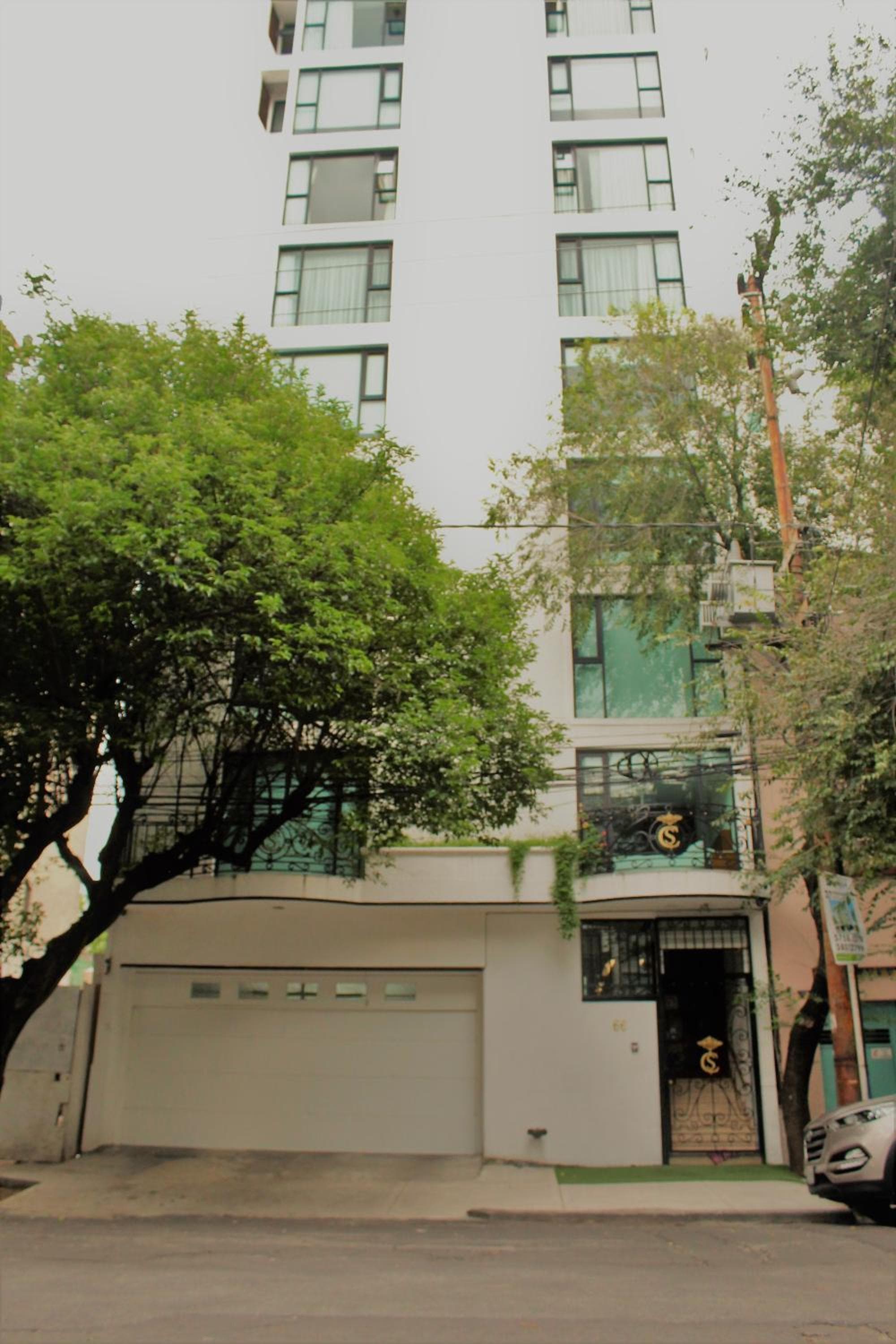 Building at Condesa Suites
