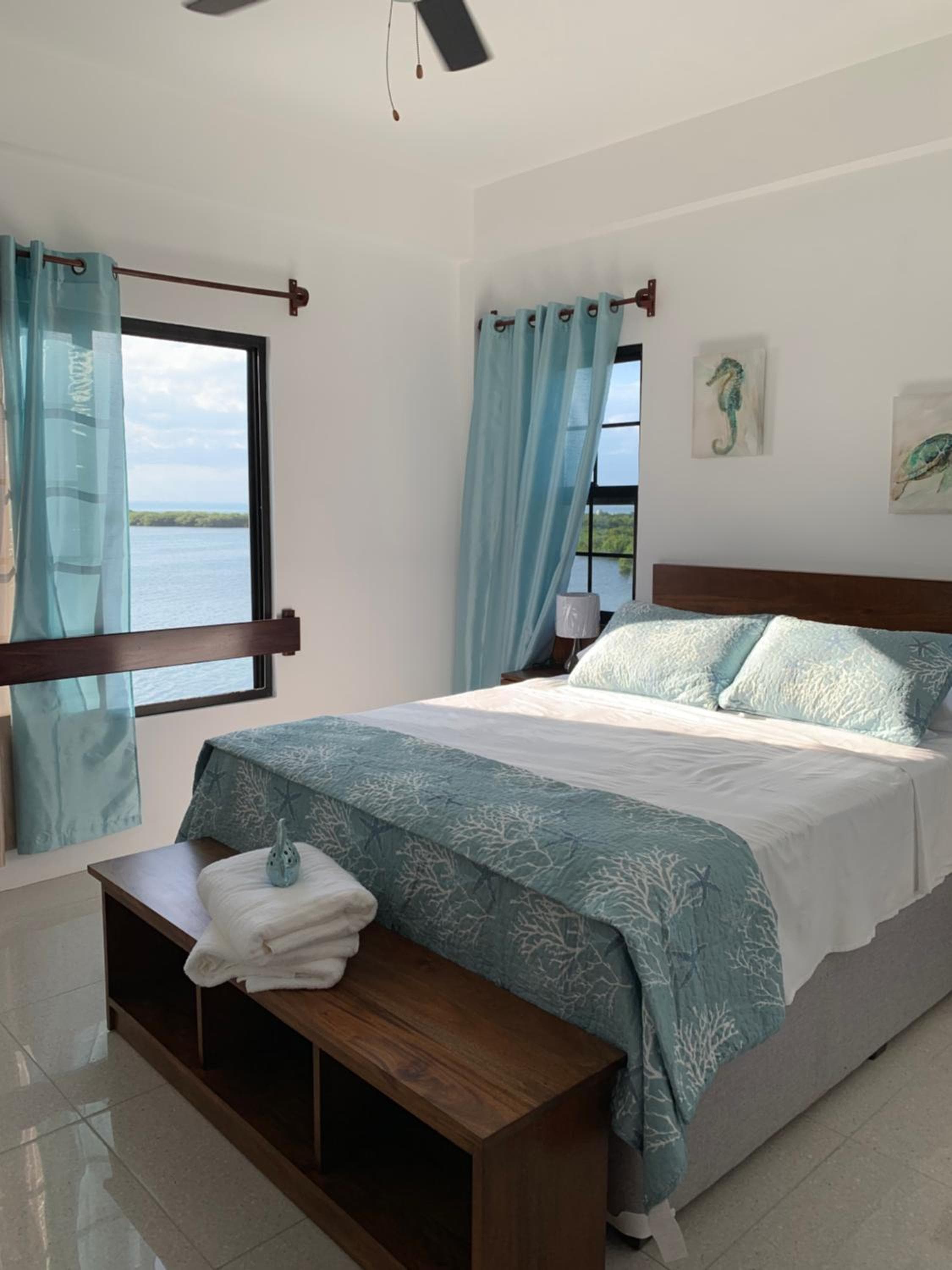 Bay Towers, Caye Caulker, photo 6