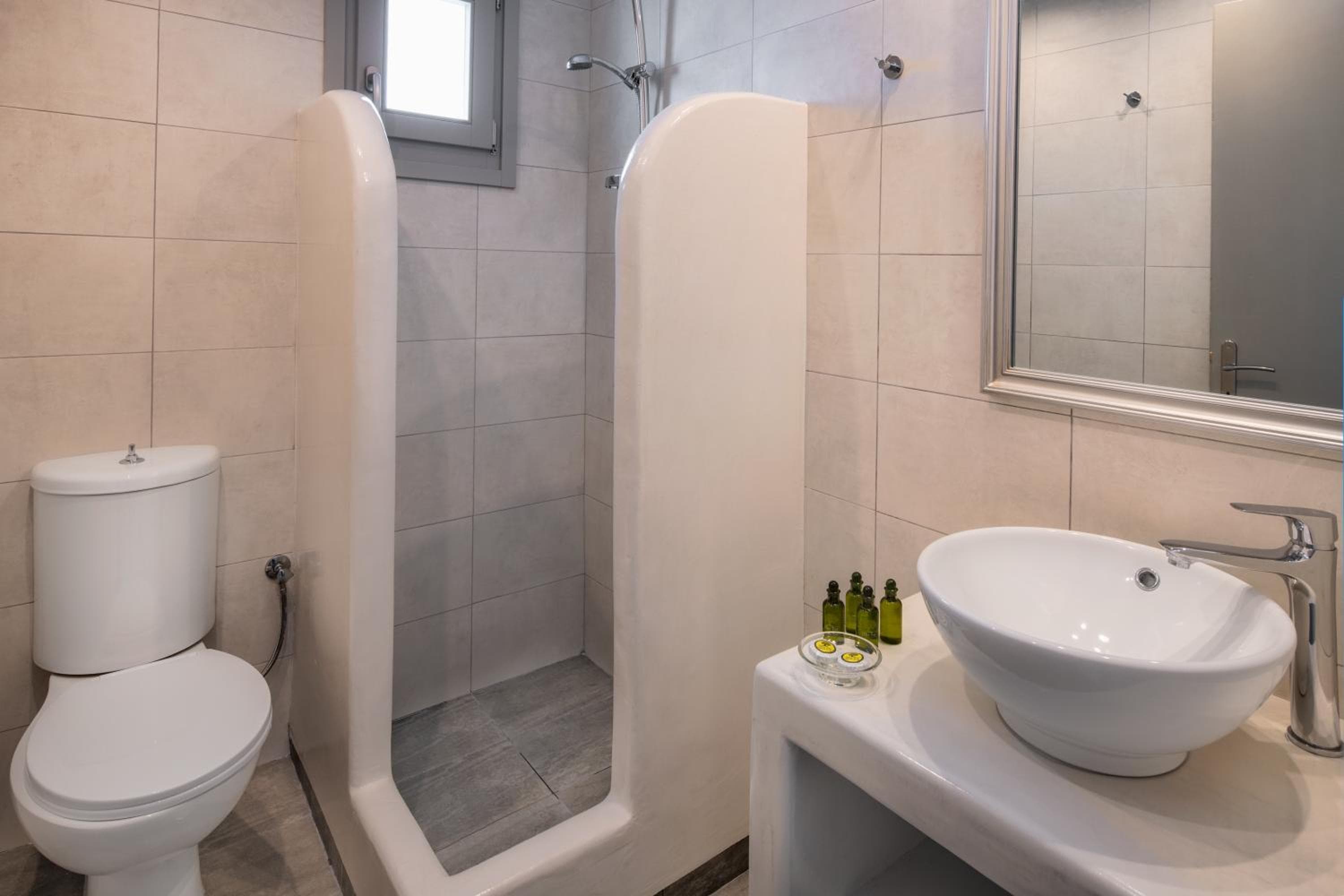Olive Tree Suites, Fira, photo 4