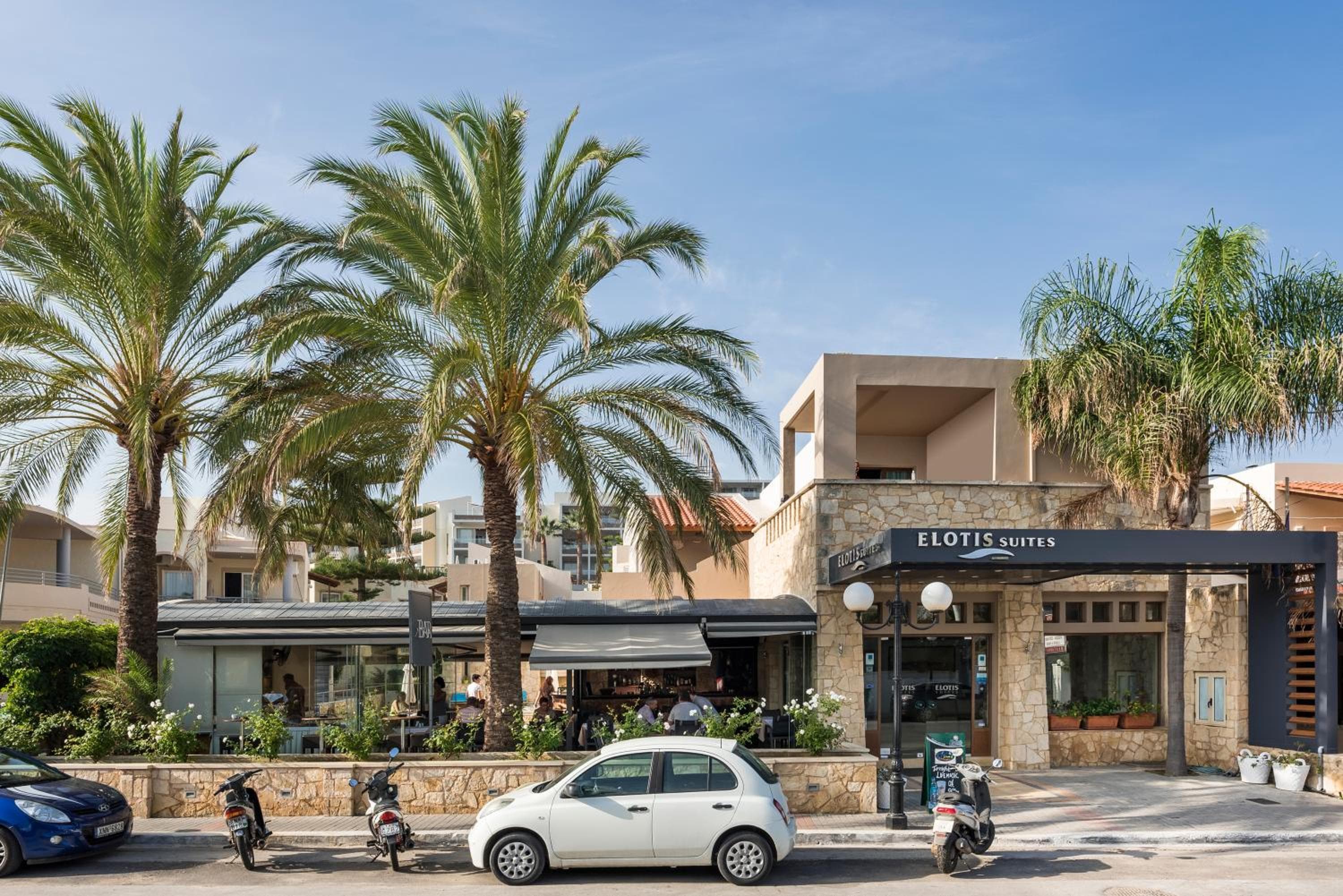Elotis Suites, Agia Marina Nea Kydonias