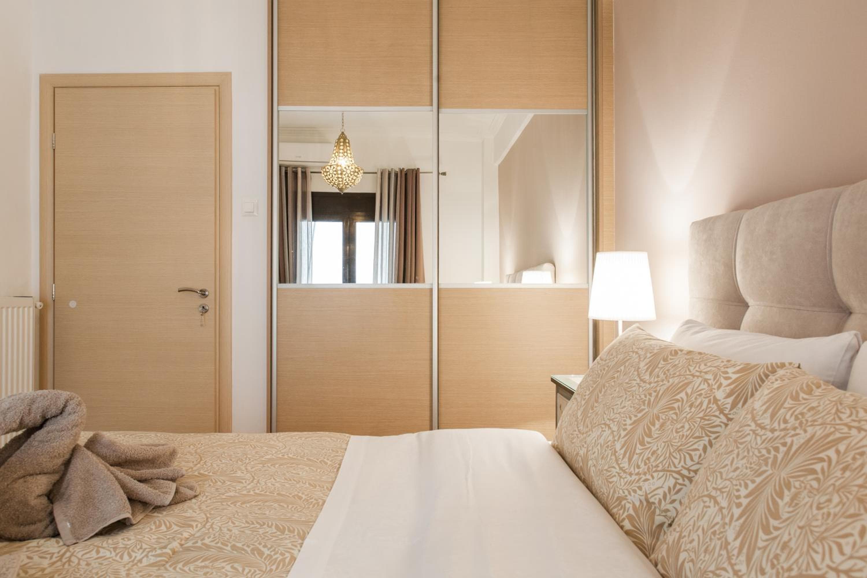 Nicholas Point Apartments and Rooms, Athens, photo 3