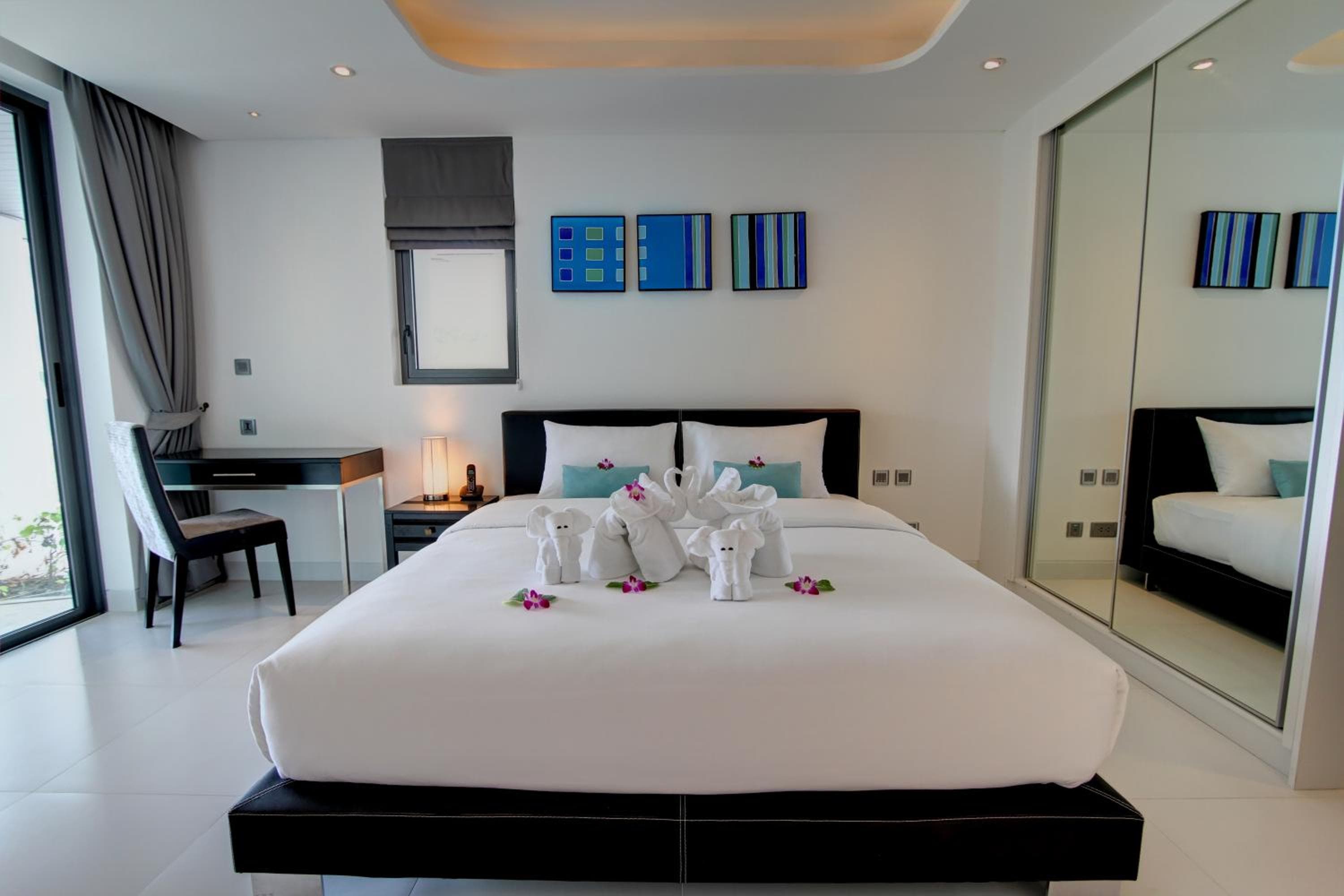 Absolute Twin Sands Resort & Spa - SHA Extra Plus, Patong Beach, photo 2