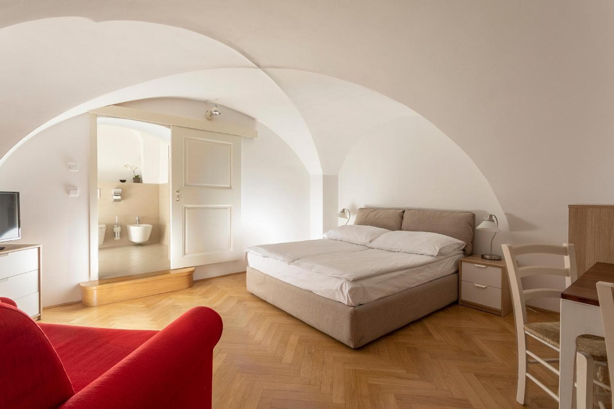 Three Golden Crowns Apartments, Prague, photo 5