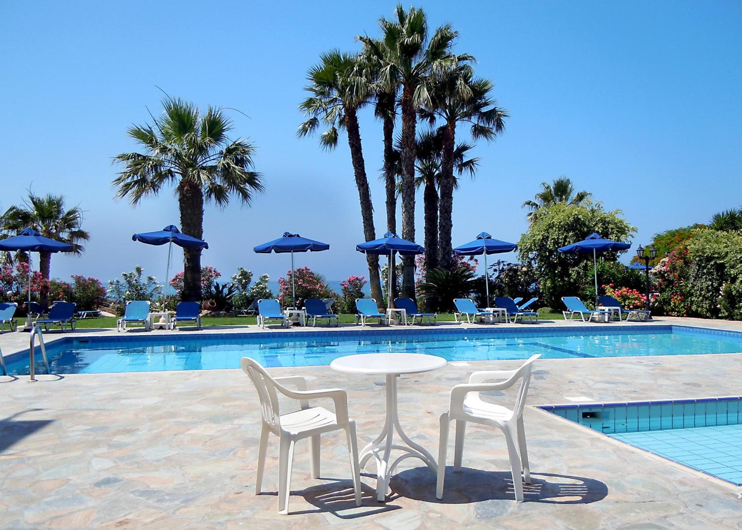 Rododafni Beach Apartments, Paphos City, photo 2