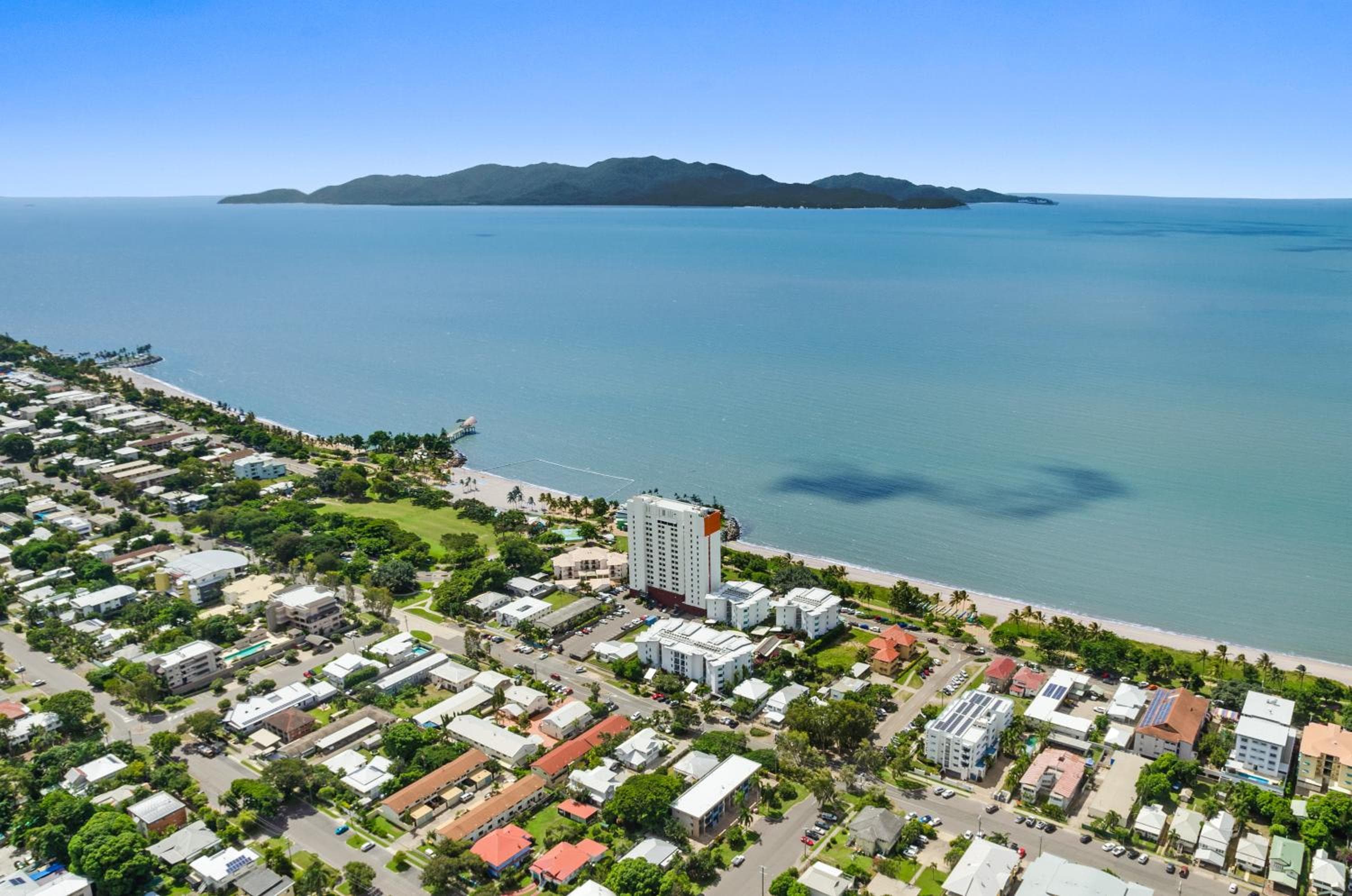 Aquarius On The Beach, Townsville