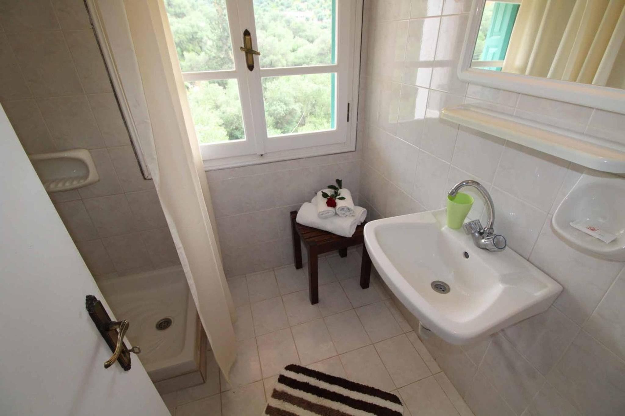 Frankis Apartments Agios Spyridonas Perithia, Ypsilás, photo 2