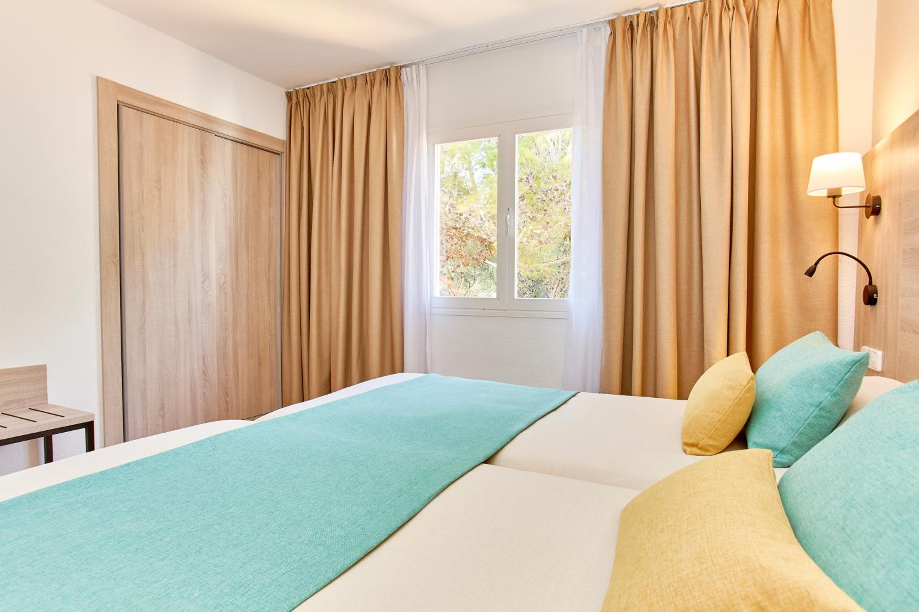 Universal Apartamentos Laguna Garden, Canyamel, photo 6
