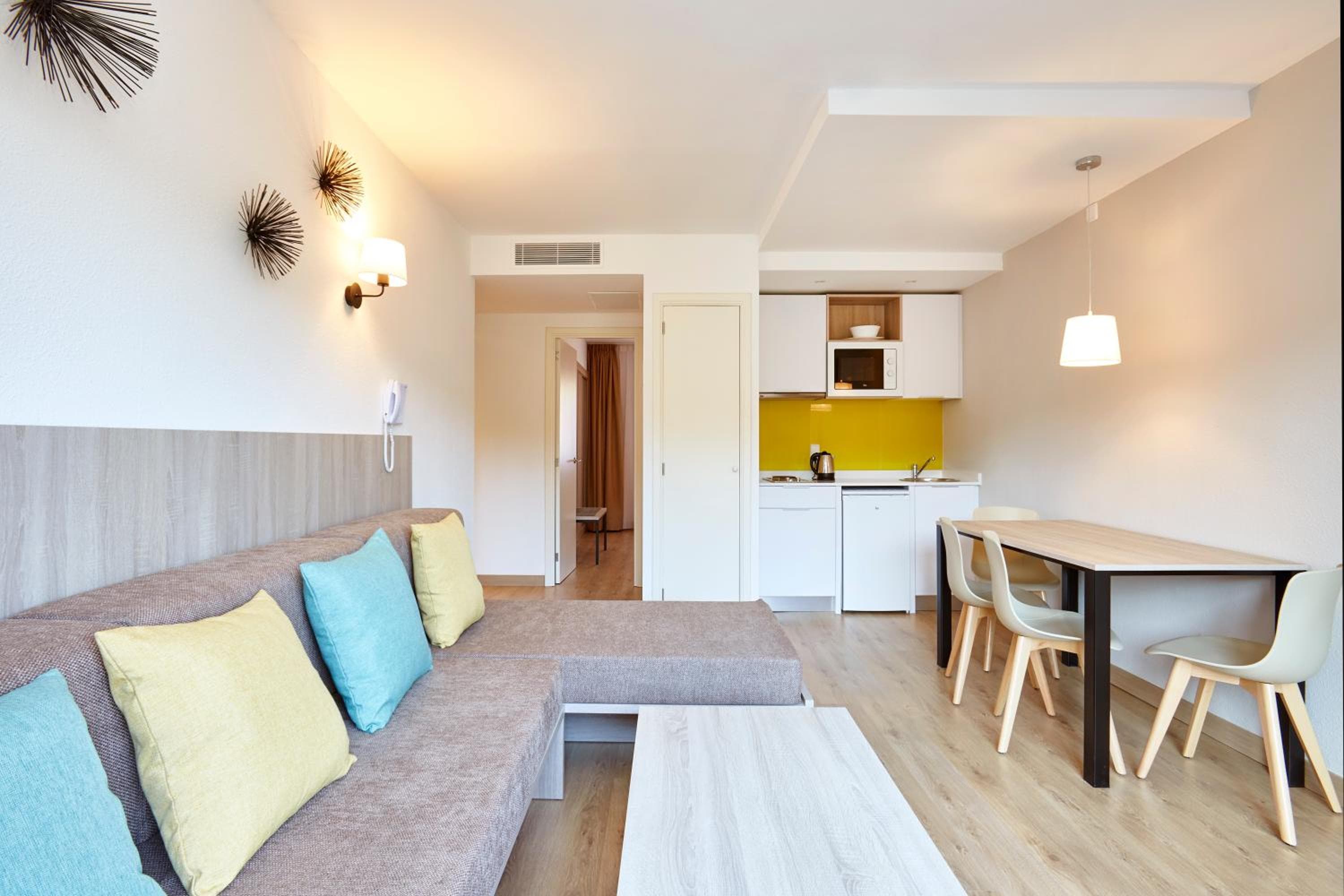 Universal Apartamentos Laguna Garden, Canyamel, photo 4