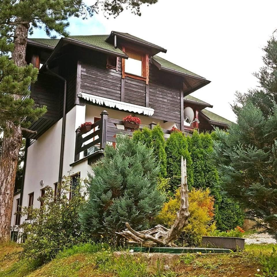 Vila Jelena, Tara, Kaludjerske Bare