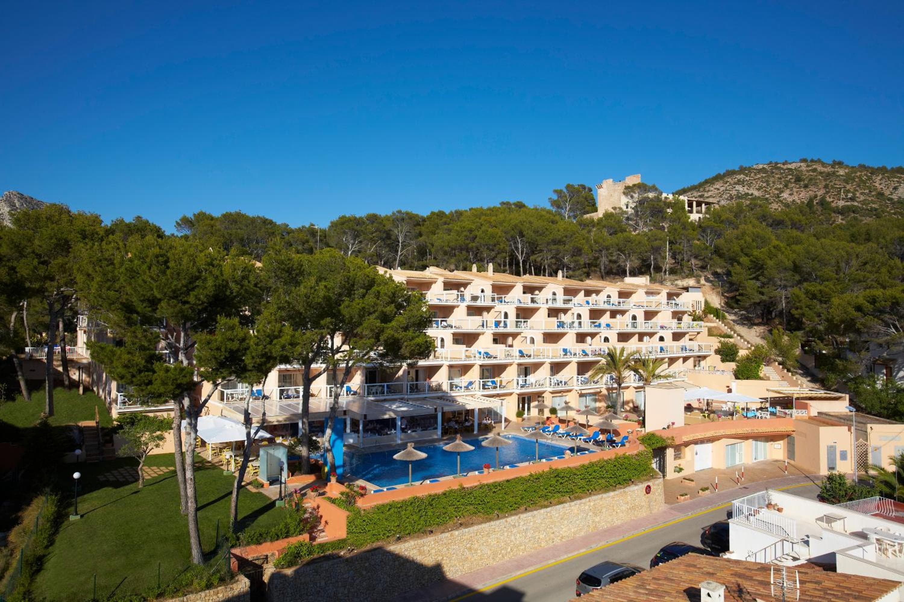 Universal Aparthotel Don Camilo, Sant Elm