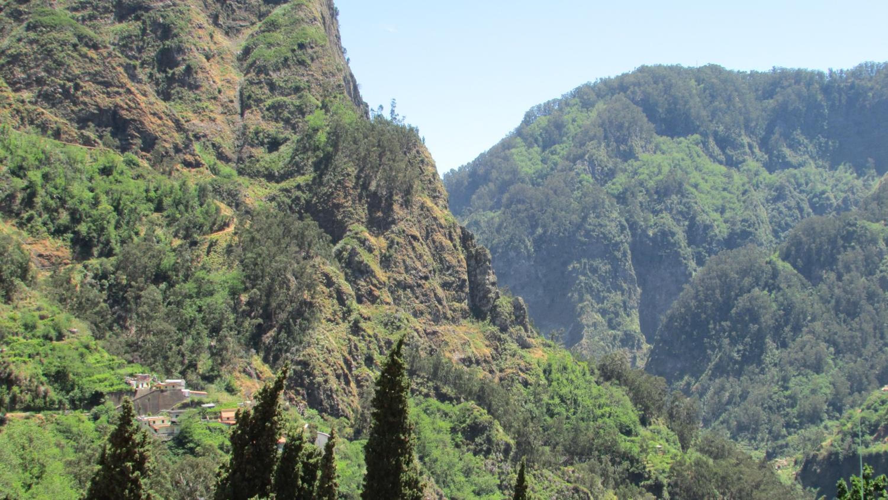 Valley of Nuns Holiday Apartments, Curral das Freiras, photo 2