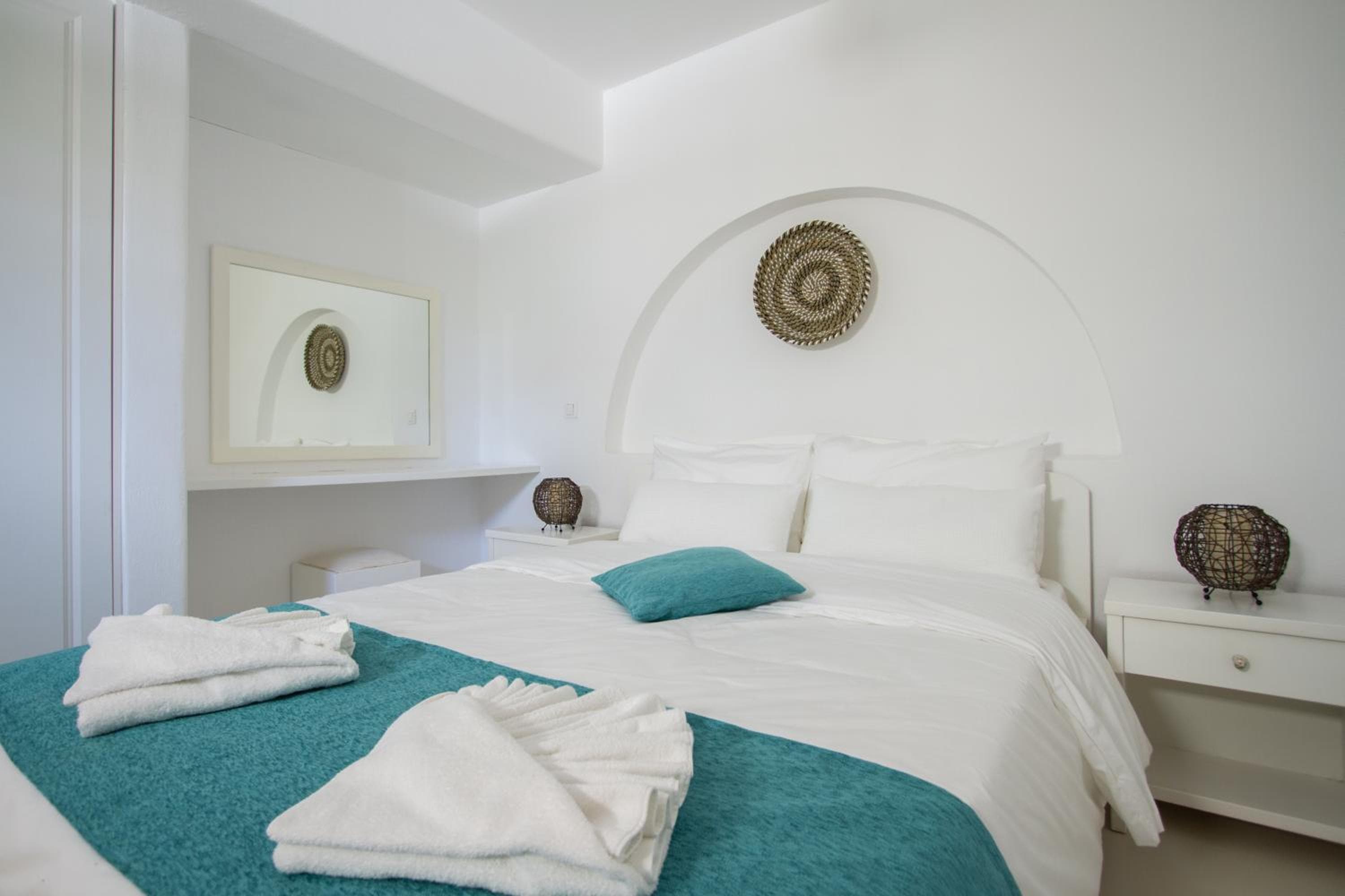 Sea Sound White Katikies, Perivolos, photo 5