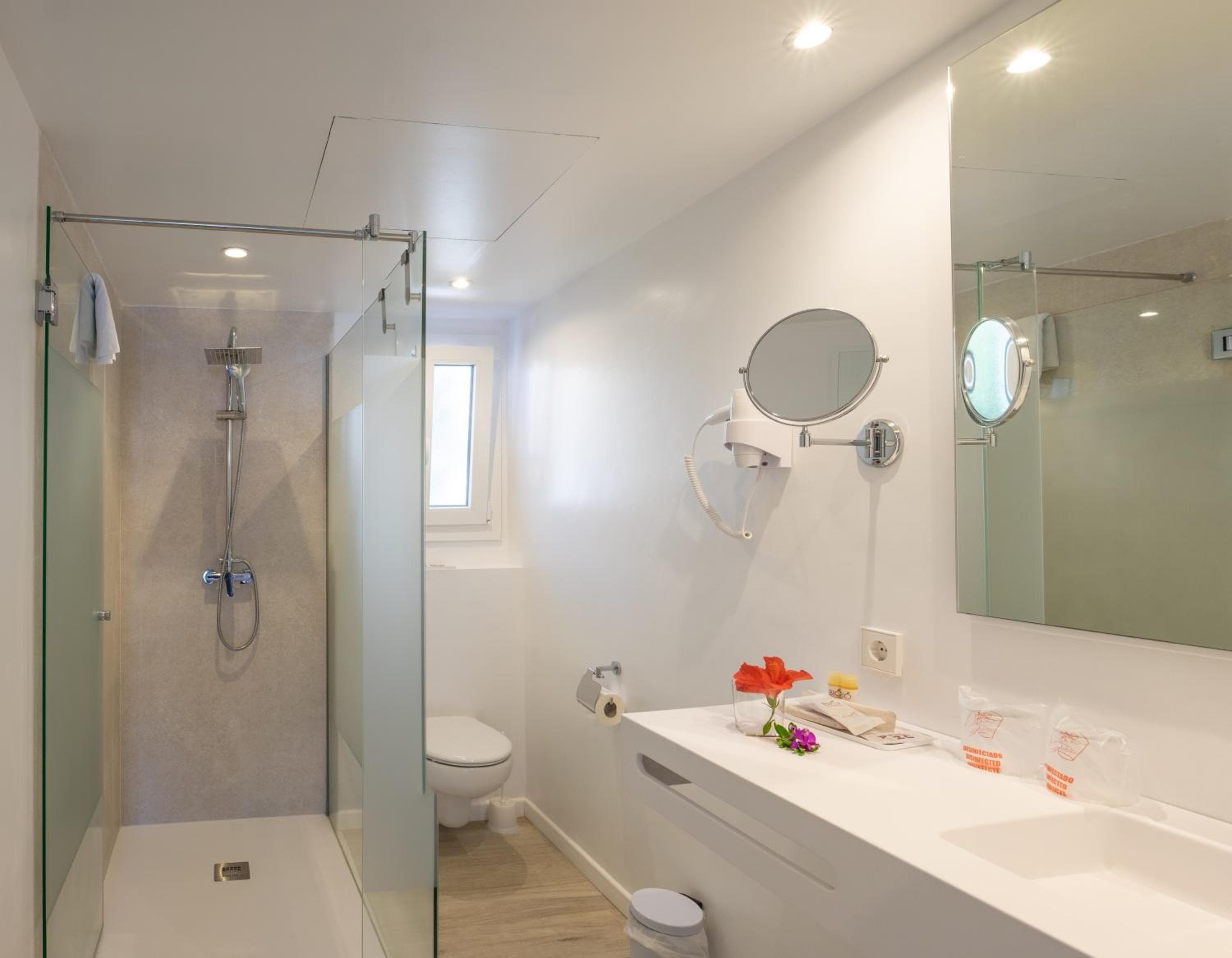 Bathroom at Hotel Club Es Talaial