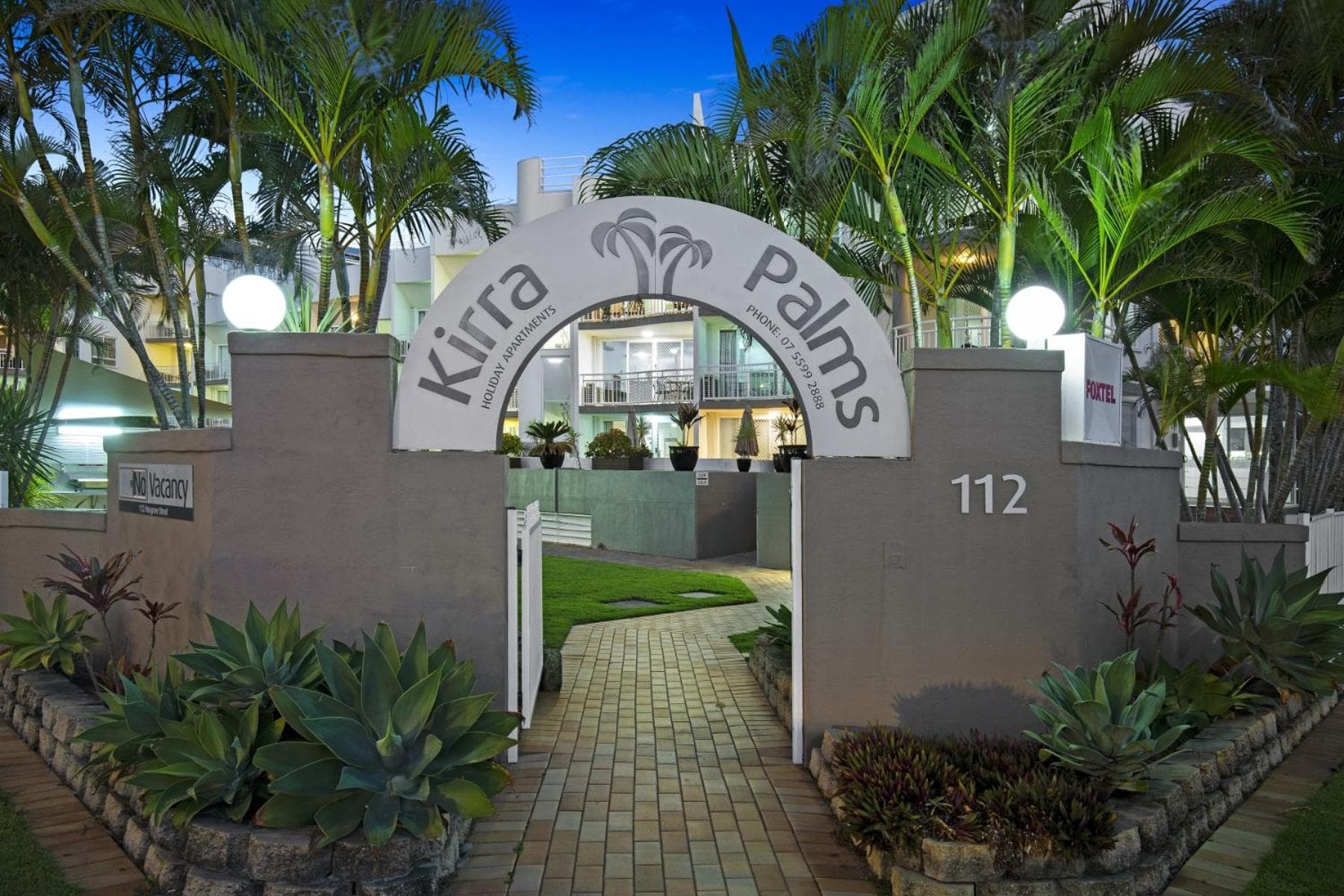 Building at Kirra Palms Holiday Apartments