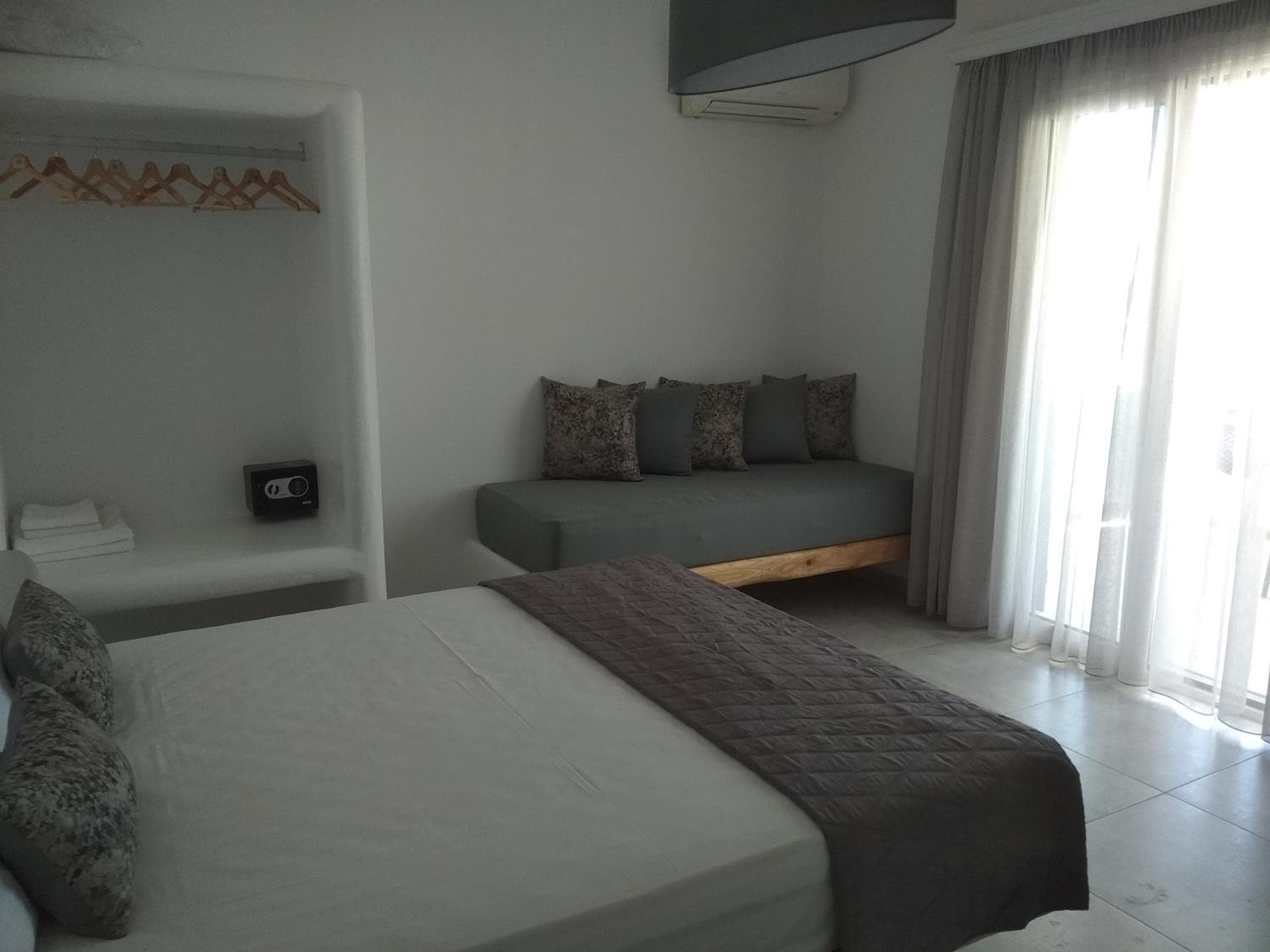 Nikoletta Studios, Agios Prokopios, photo 5