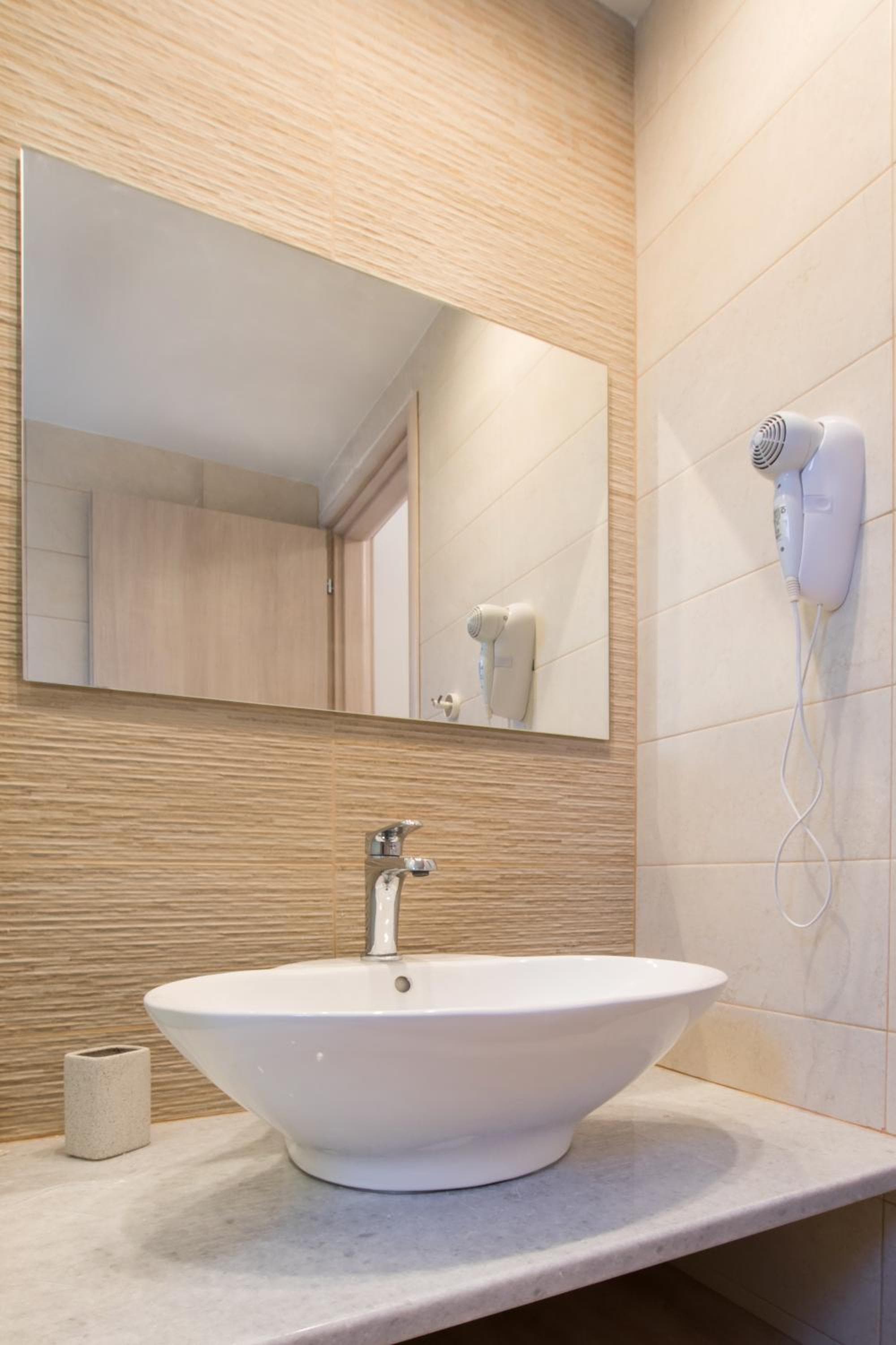 Porfyris Studios and Apartments, Karpathos Town, photo 6