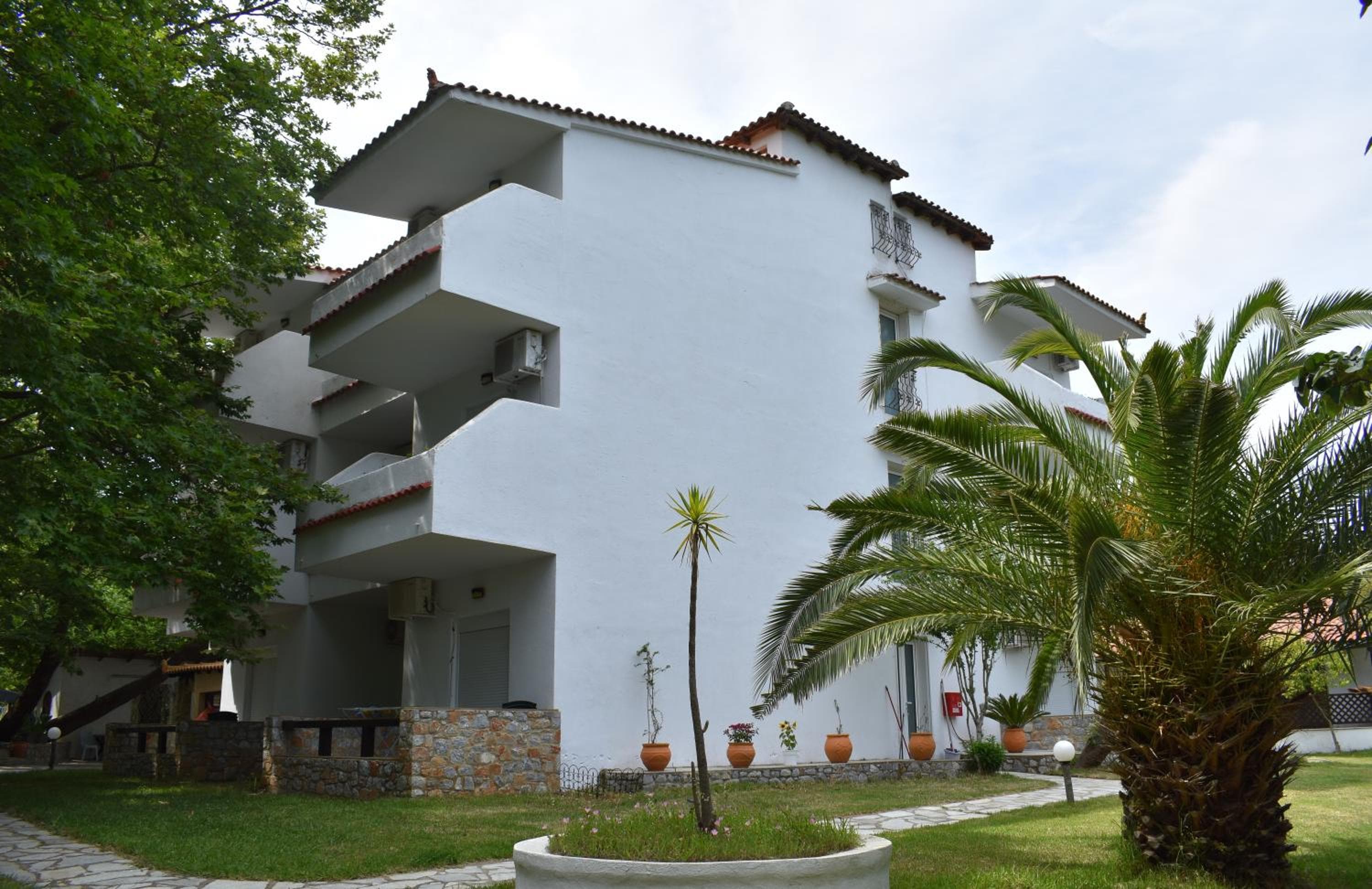 Hotel Zachos, Troulos