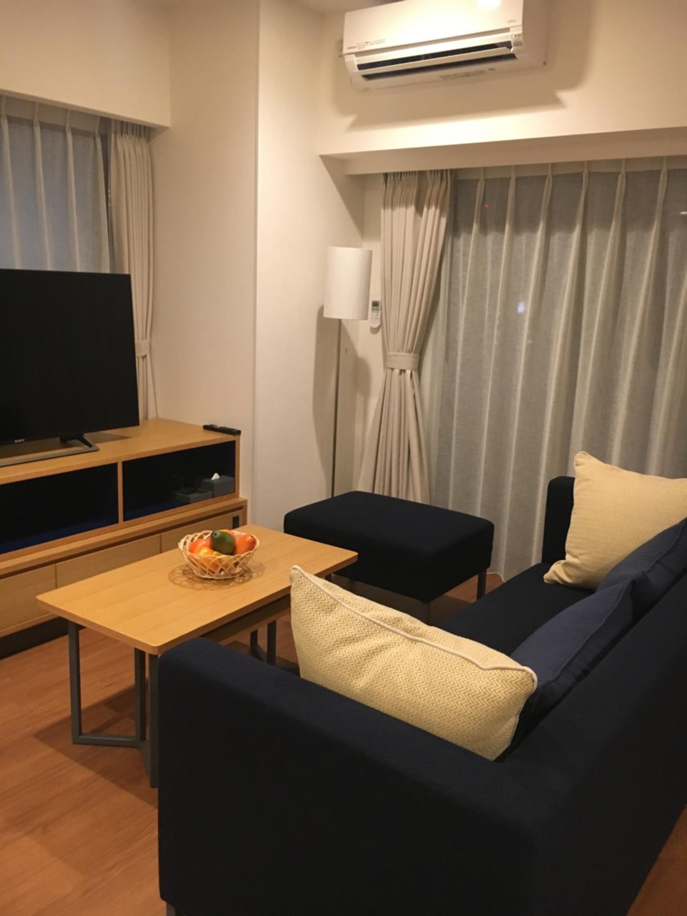 Oakwood Apartments Nishi-Shinjuku Tokyo, Tokyo, photo 2