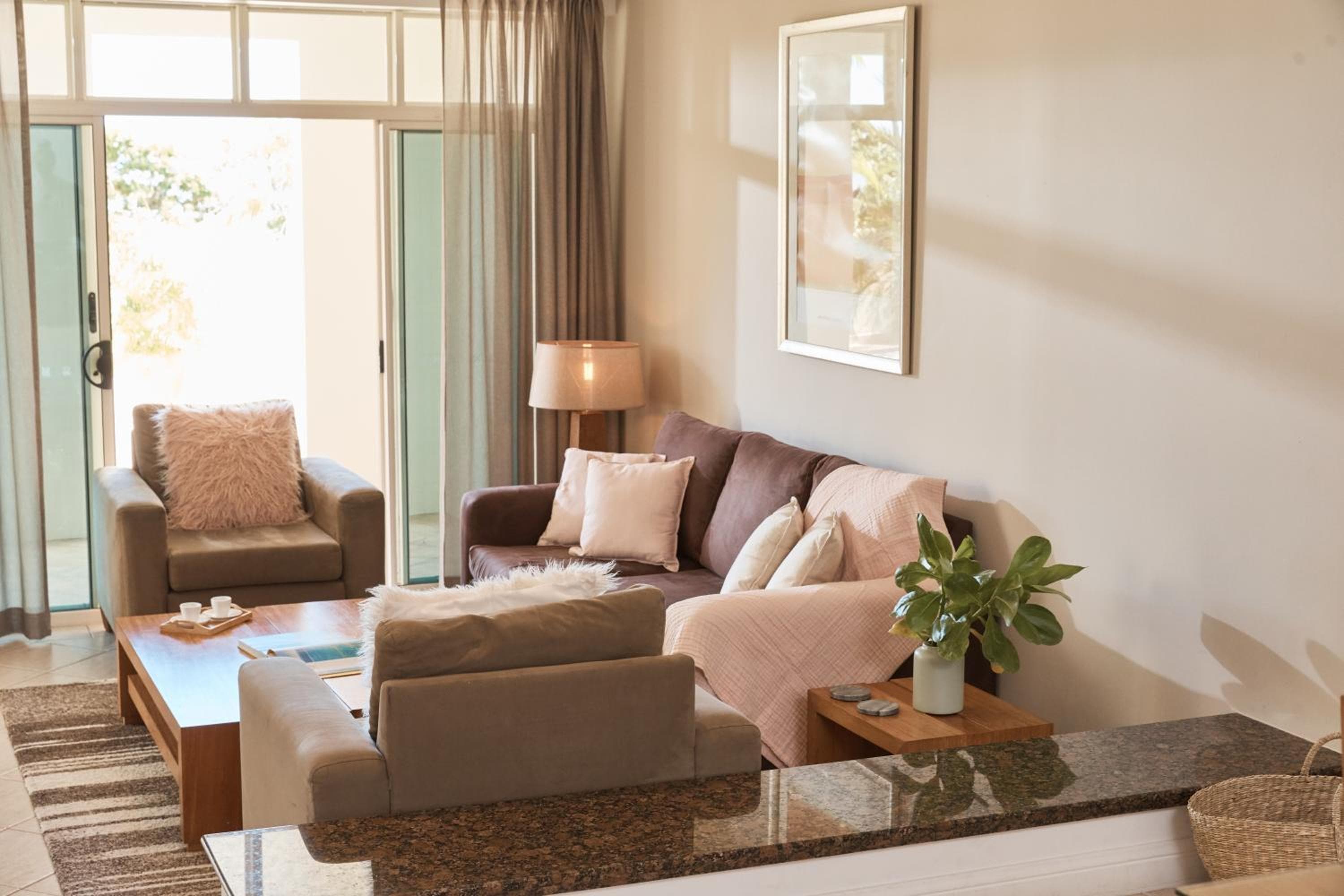 Sea Change Beachfront Apartments, Trinity Beach, photo 5