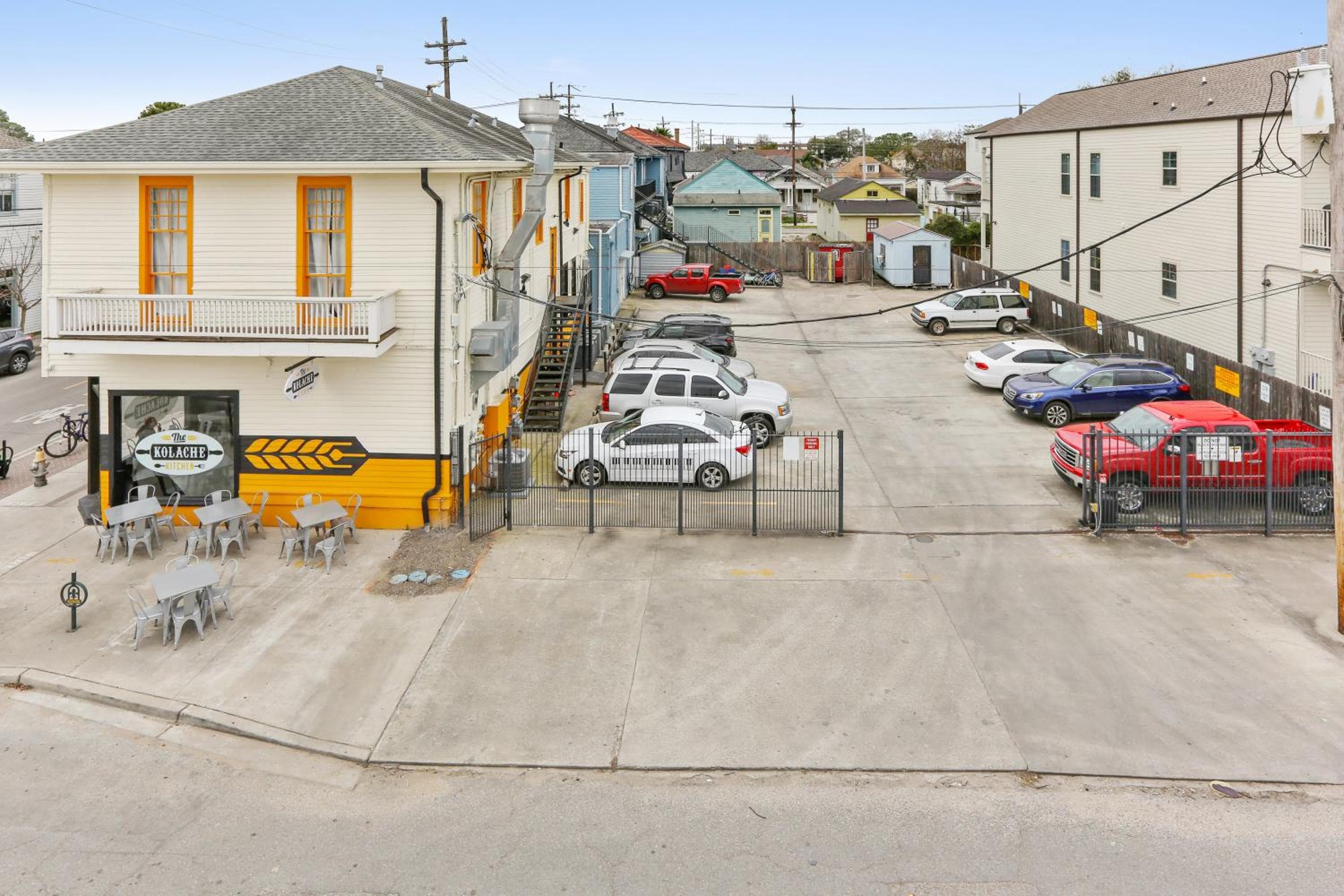 Freret Apartments near Streetcar & Tulane, New Orleans, photo 5