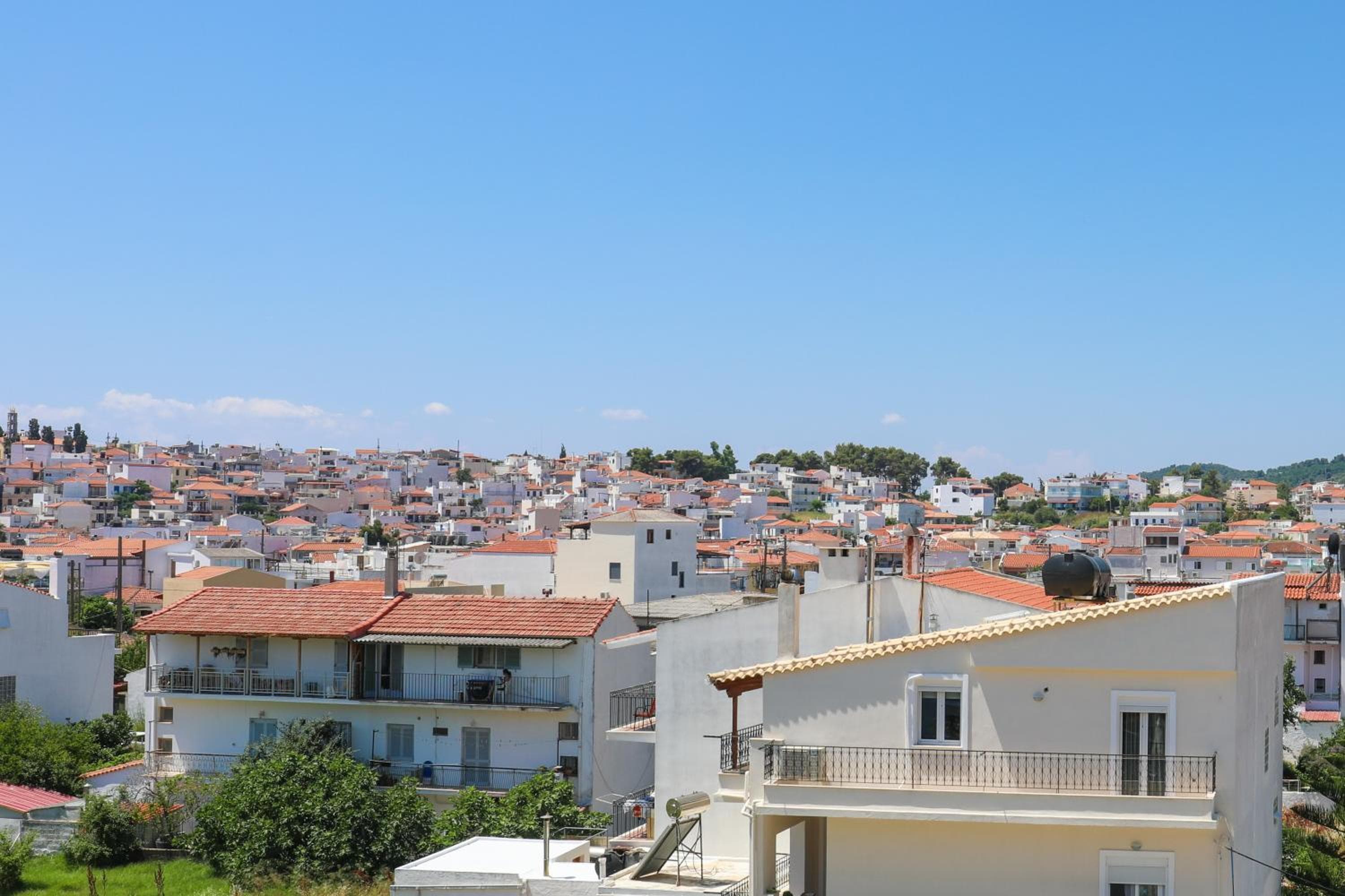 Vaya Zorba Studios, Skiathos Town