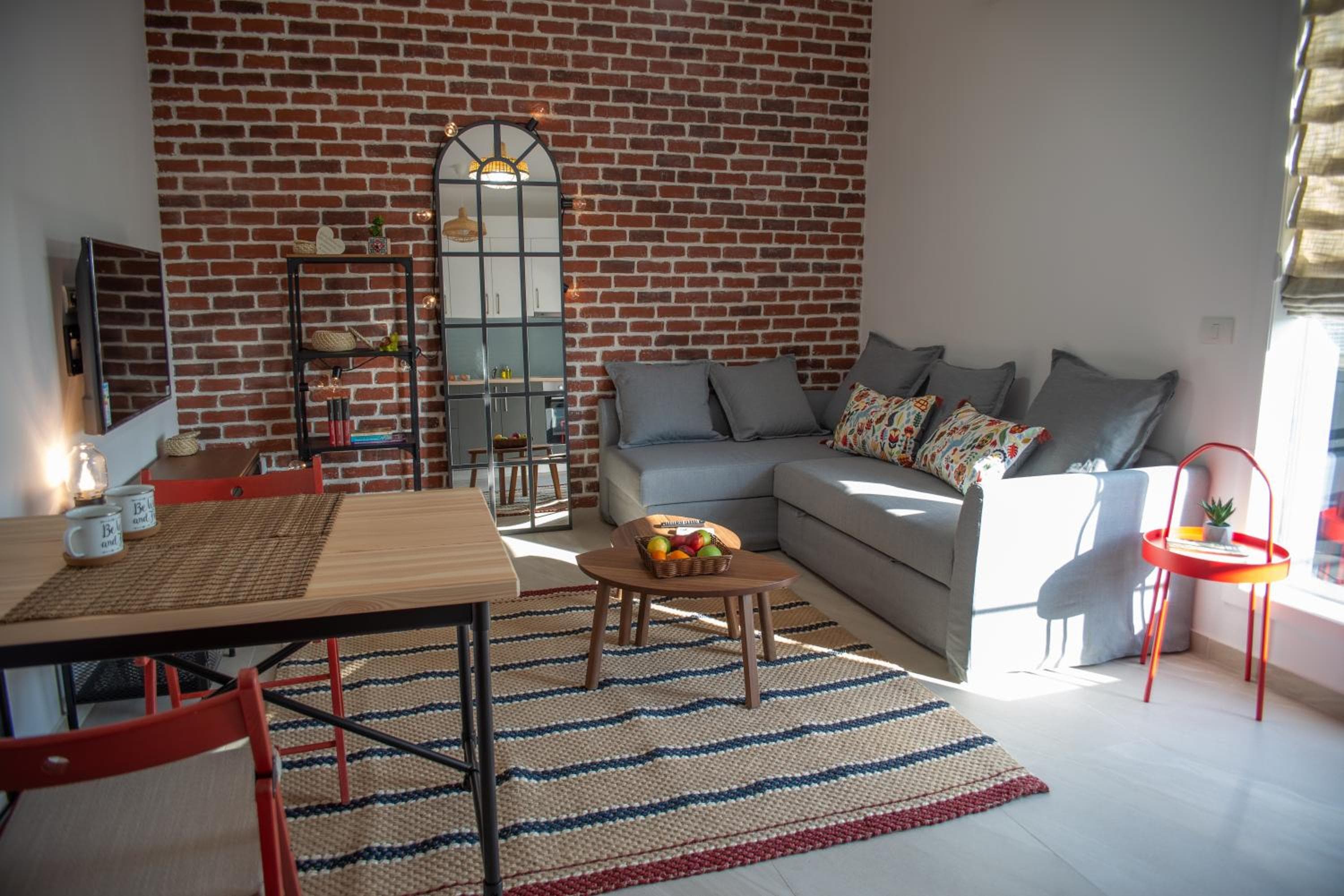 Steel Residence Aparthotel-Free EVCharging & Parking, Timişoara, photo 3